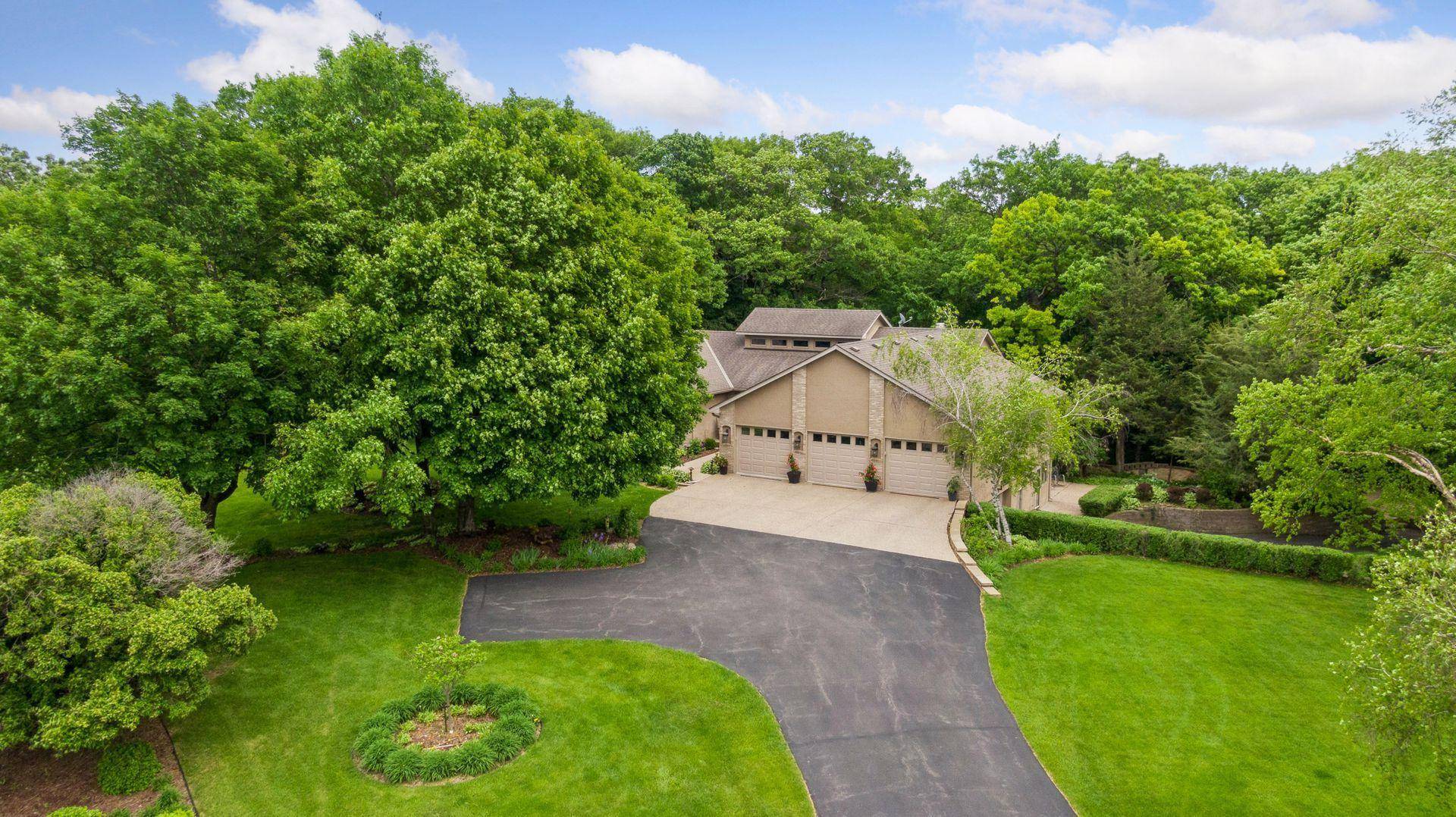 Chanhassen, MN 55318,1405 W Farm RD