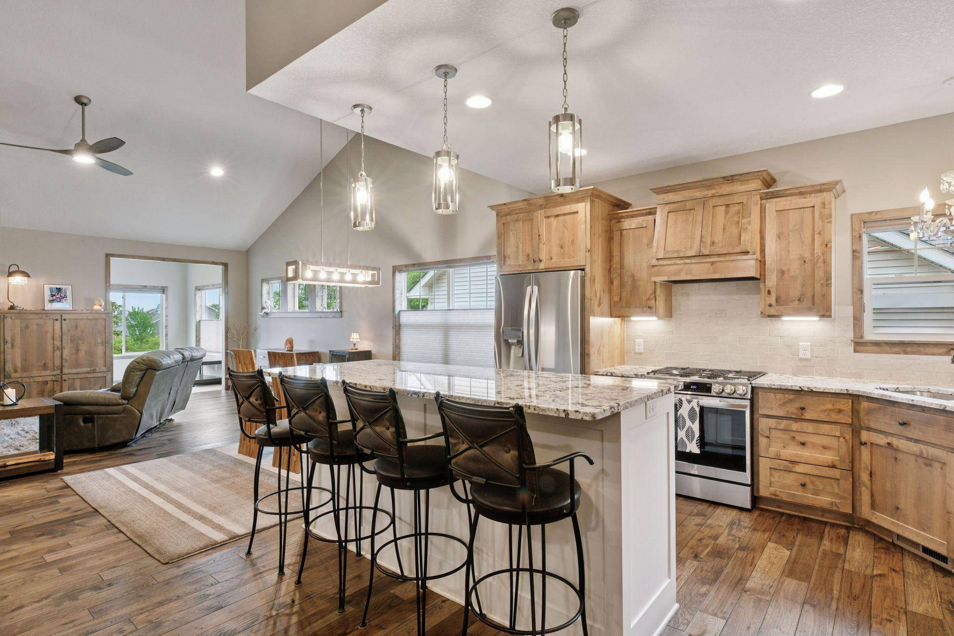 Waconia, MN 55387,525 Roanoke CT