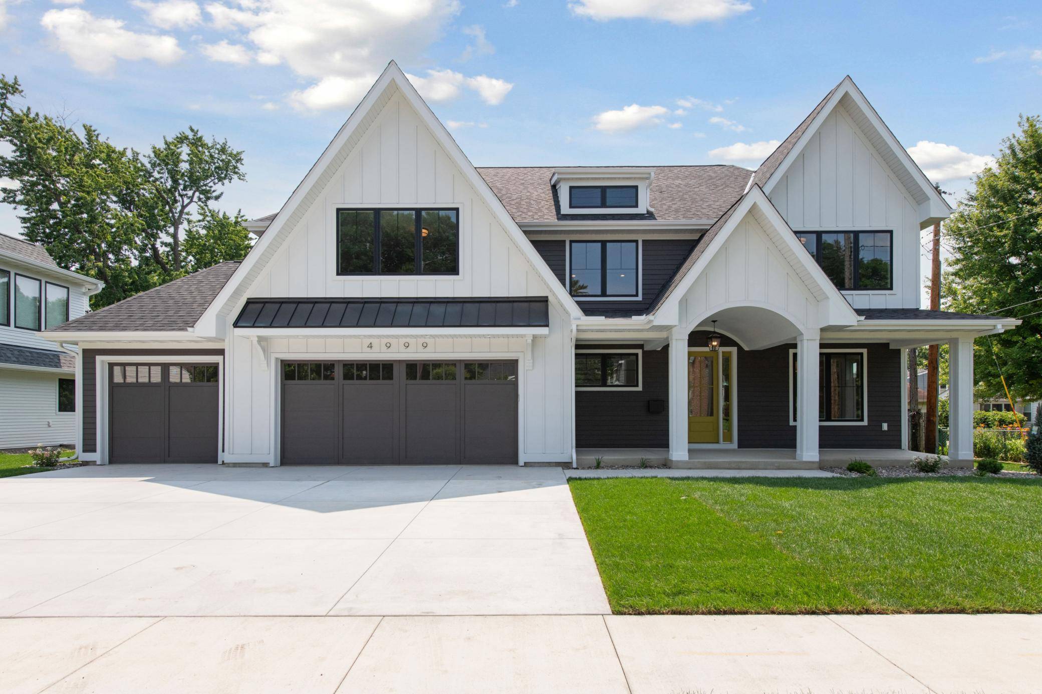Edina, MN 55410,6024 Abbott AVE S