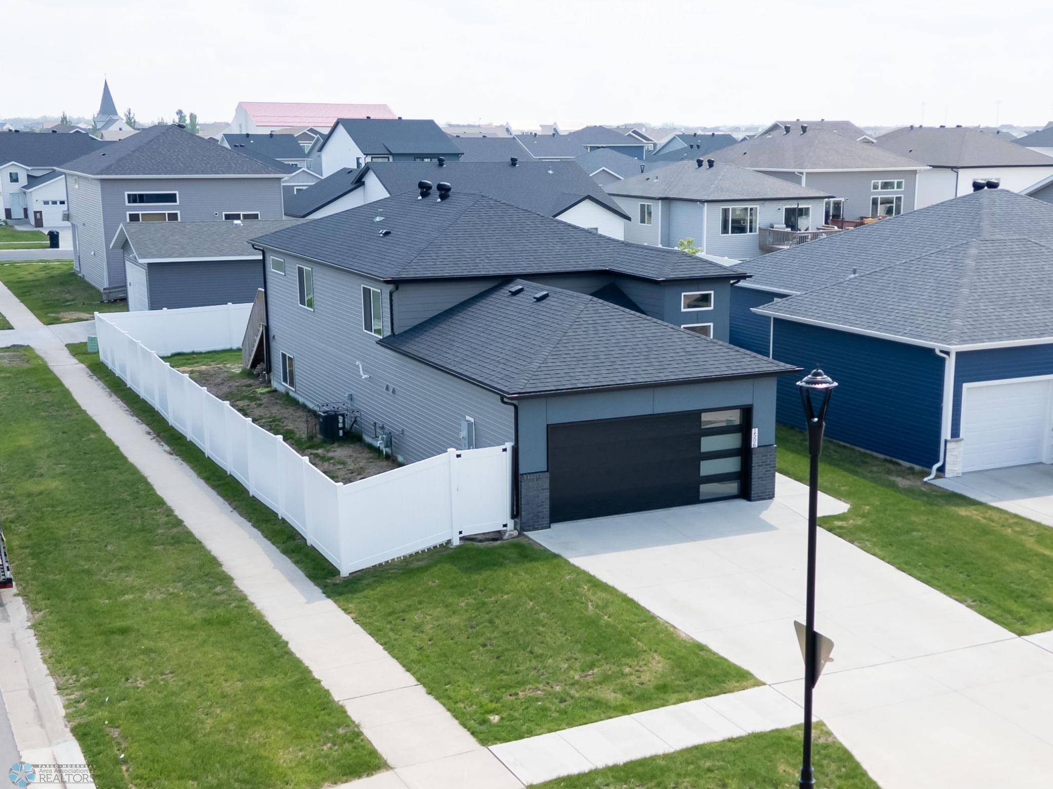 Fargo, ND 58104,1506 67th AVE S