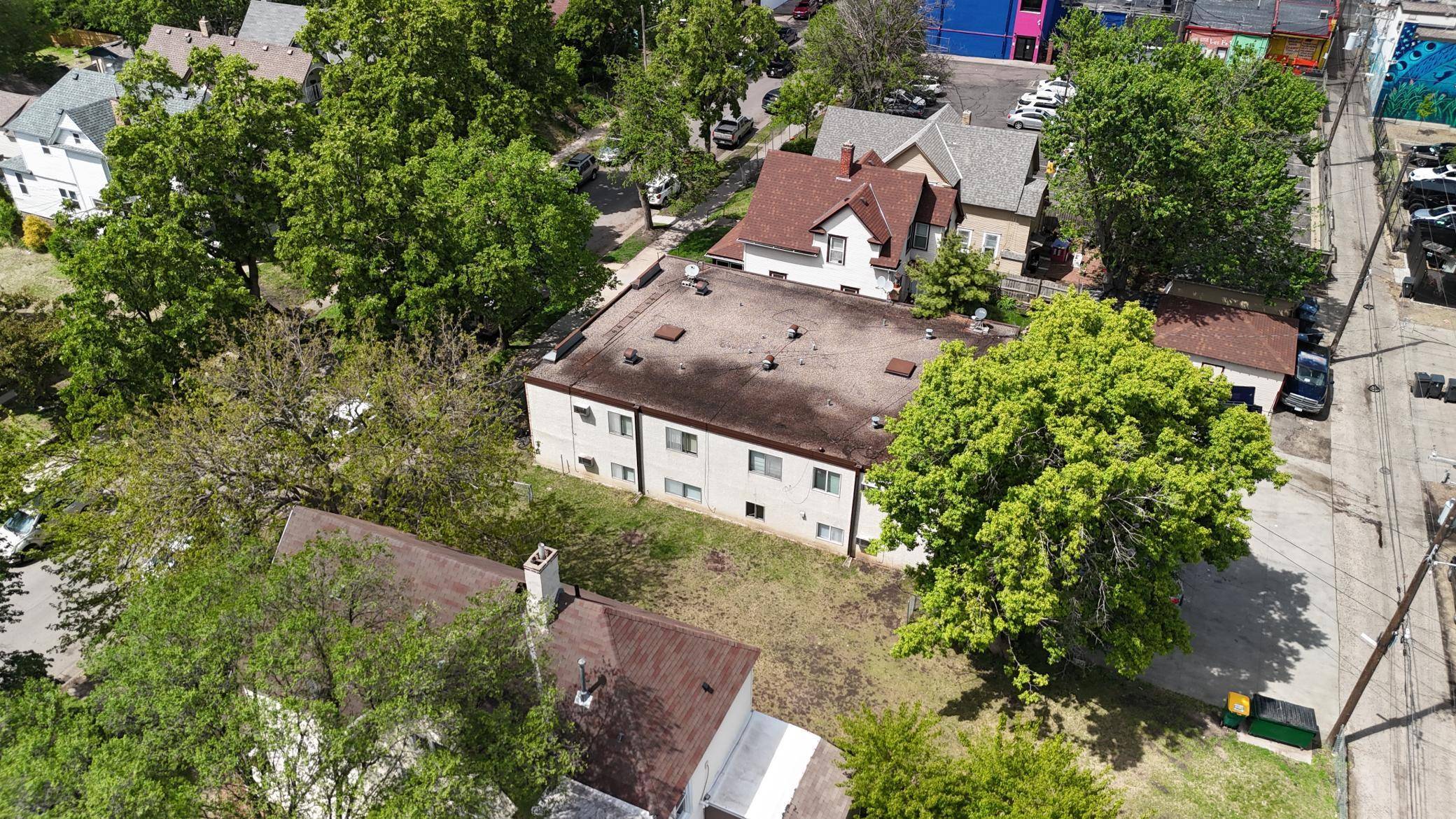 Minneapolis, MN 55407,3033 15th AVE S