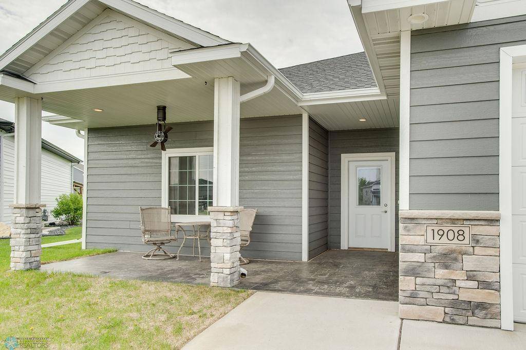 Fargo, ND 58104,1908 65th AVE S