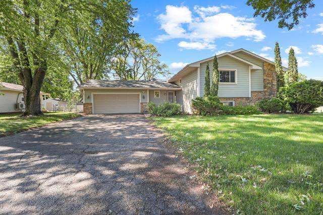 Shoreview, MN 55126,720 Tanglewood DR