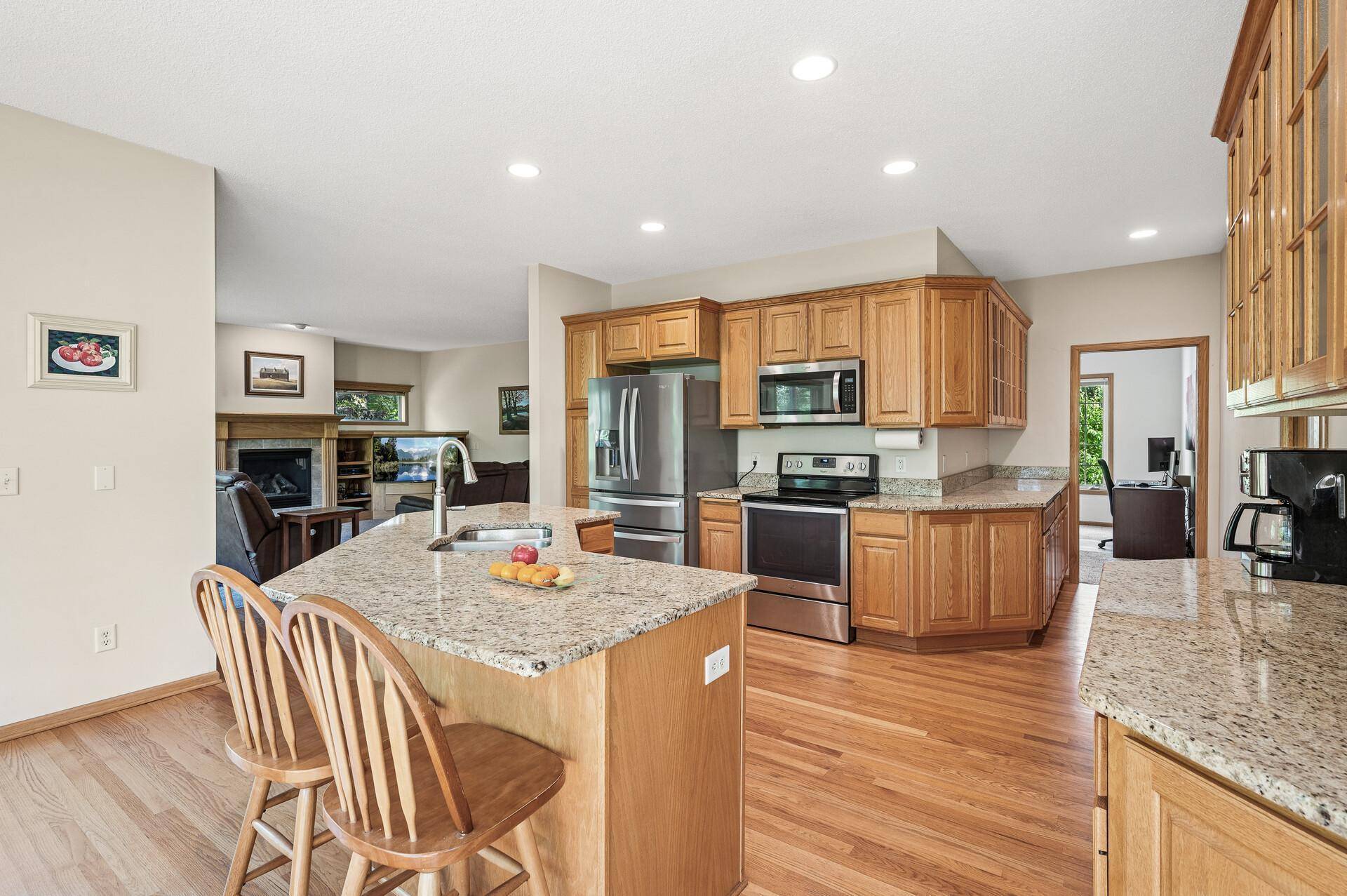 Eagan, MN 55121,505 Chapel CT