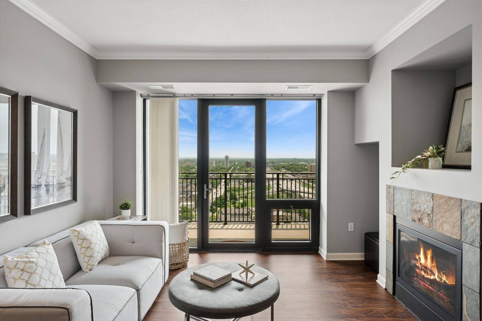 Minneapolis, MN 55404,500 E Grant ST #2107
