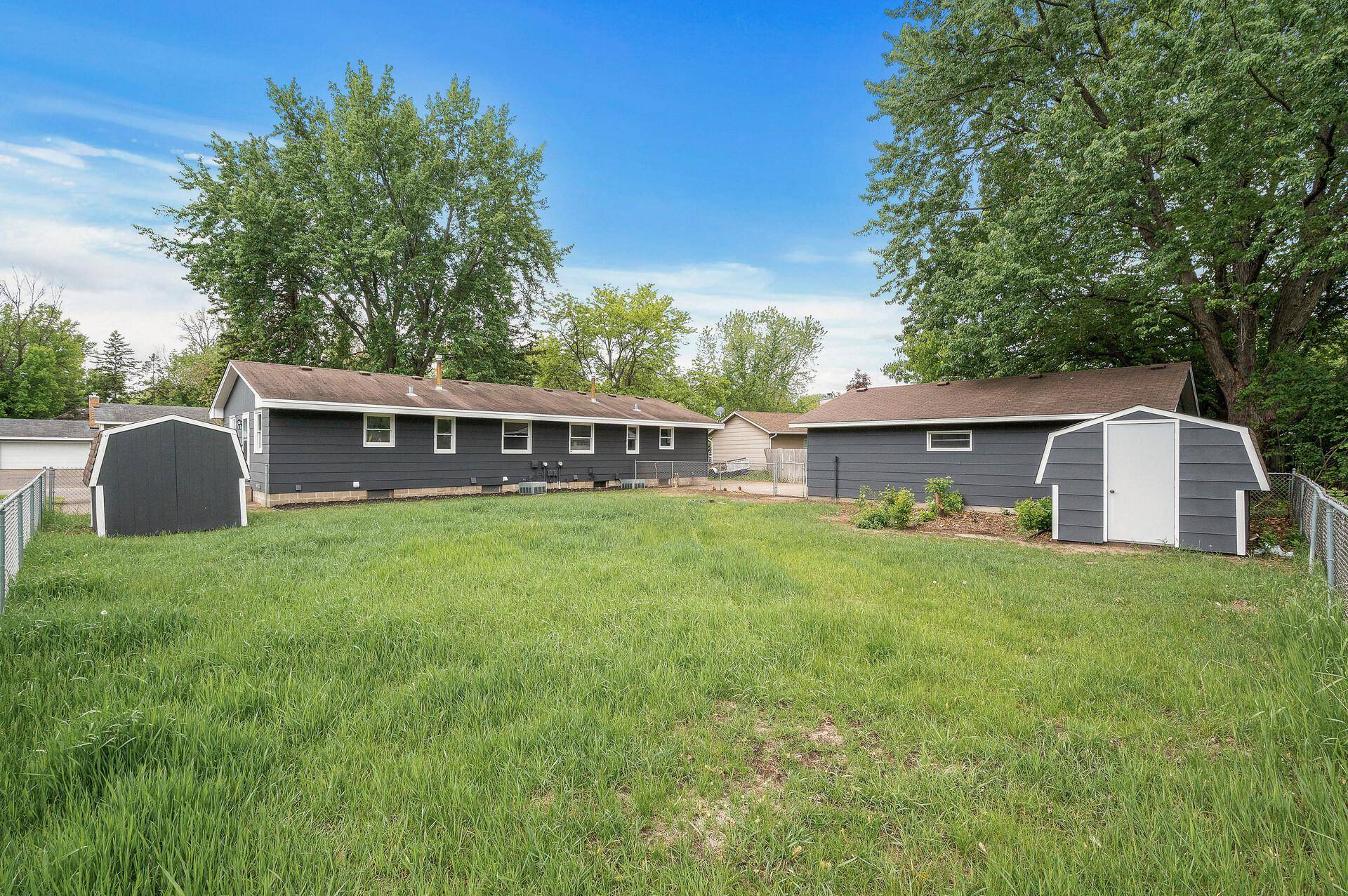 Champlin, MN 55316,825 Elm Creek CIR