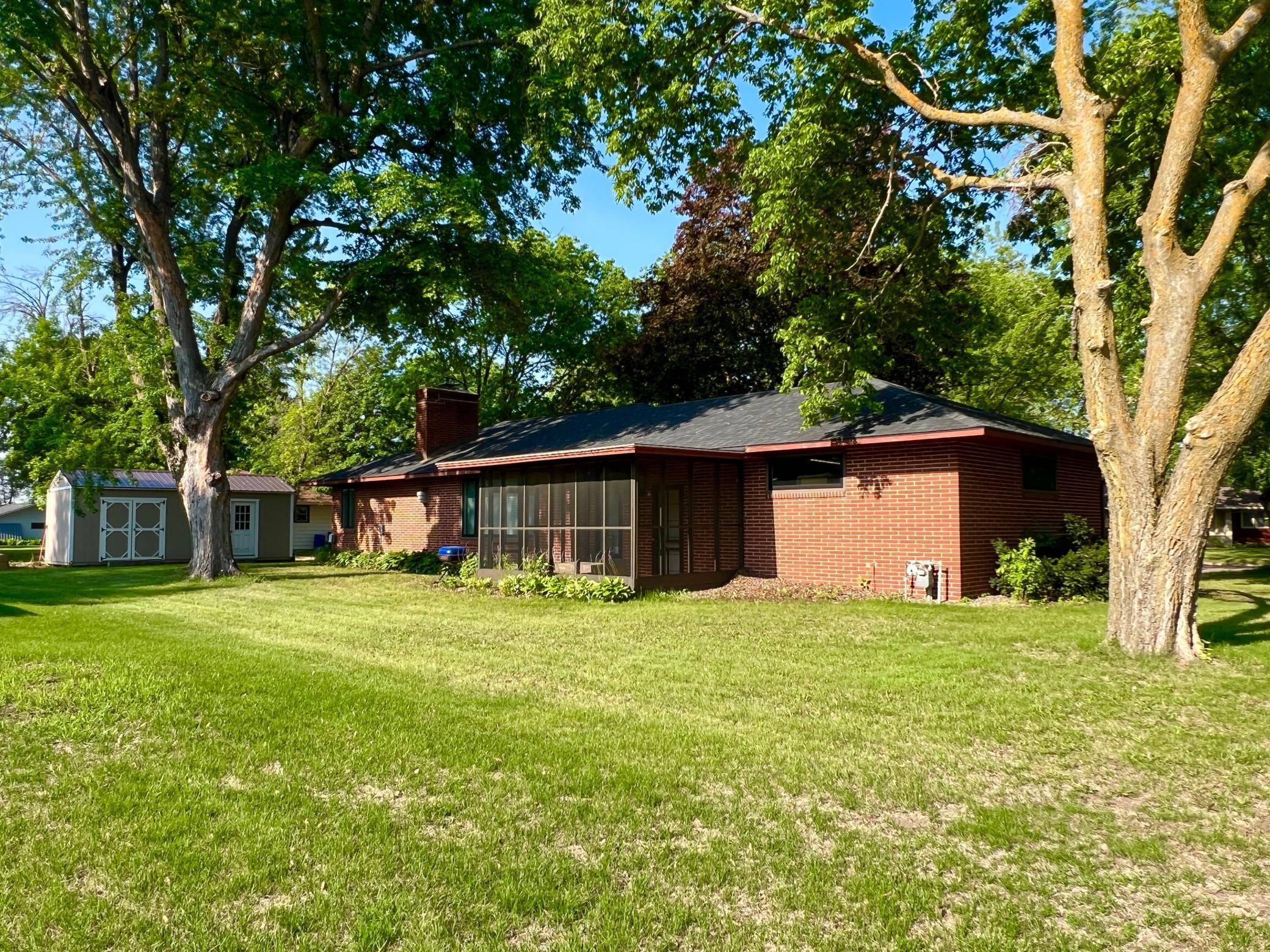 Appleton, MN 56208,424 S Gaulke ST