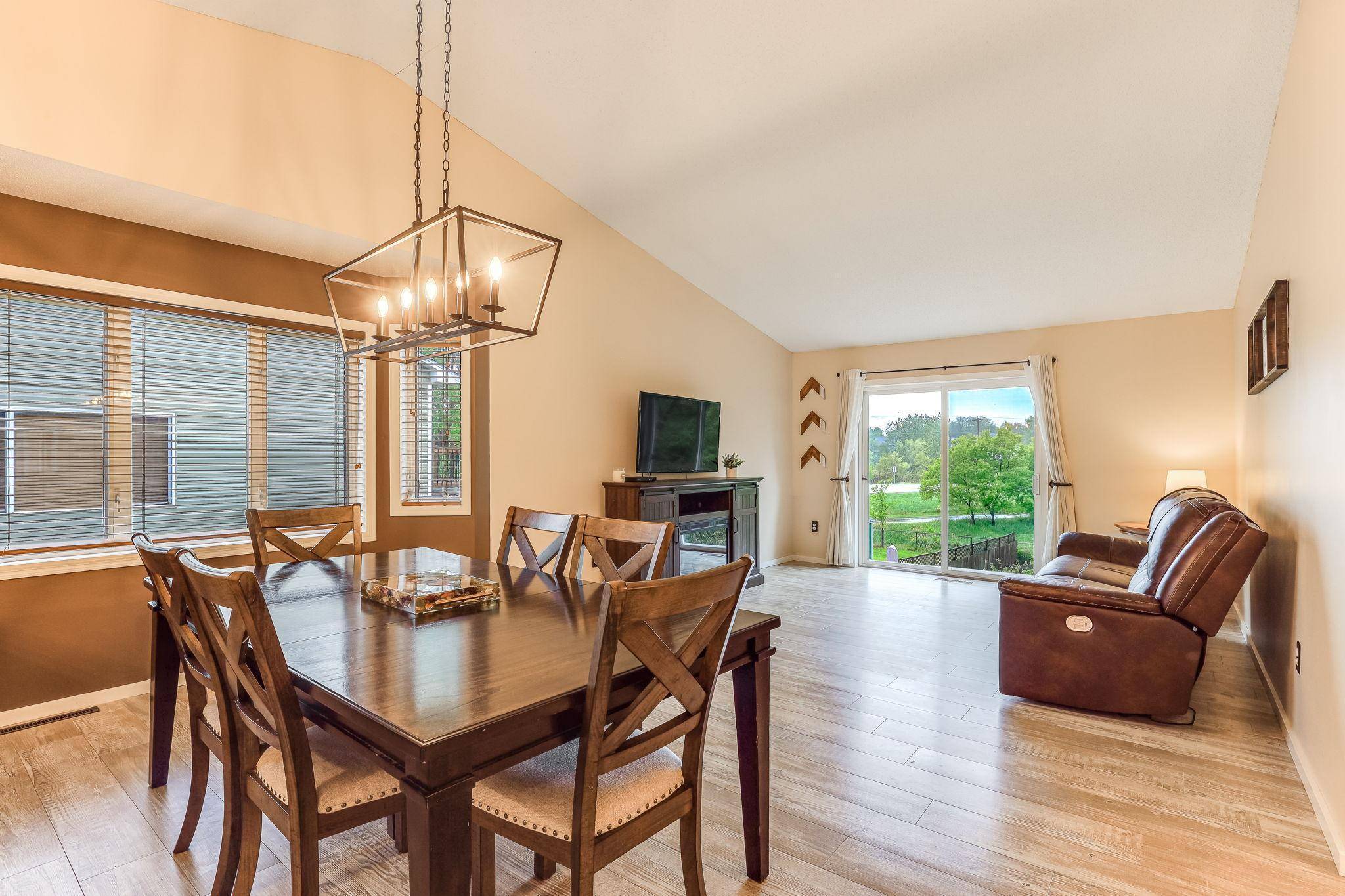 Monticello, MN 55362,1565 Oak Ridge CIR