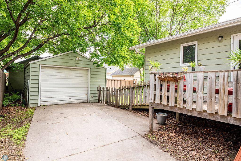 Fargo, ND 58103,1328 6th ST S