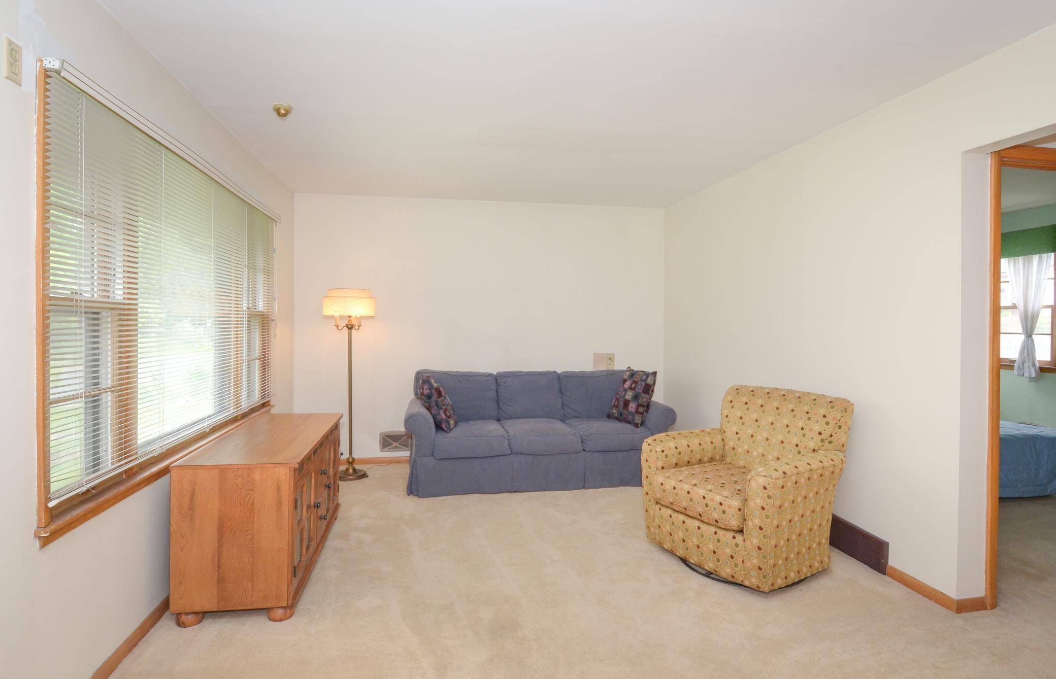 Columbia Heights, MN 55421,3725 2 1/2 ST NE