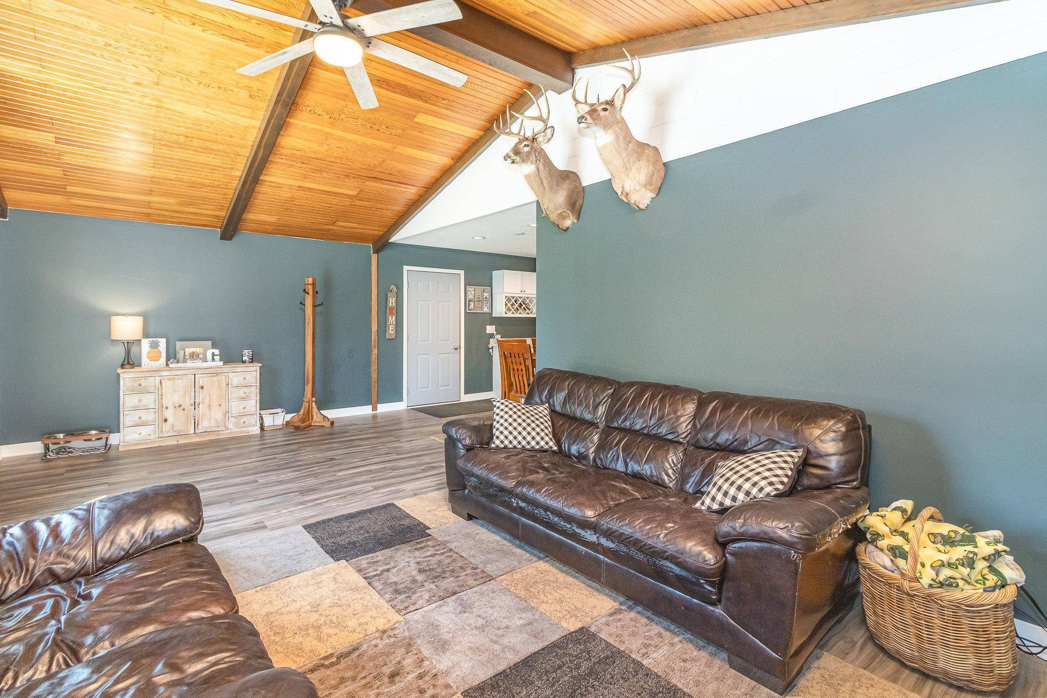 Montgomery, MN 56069,609 4th ST NE