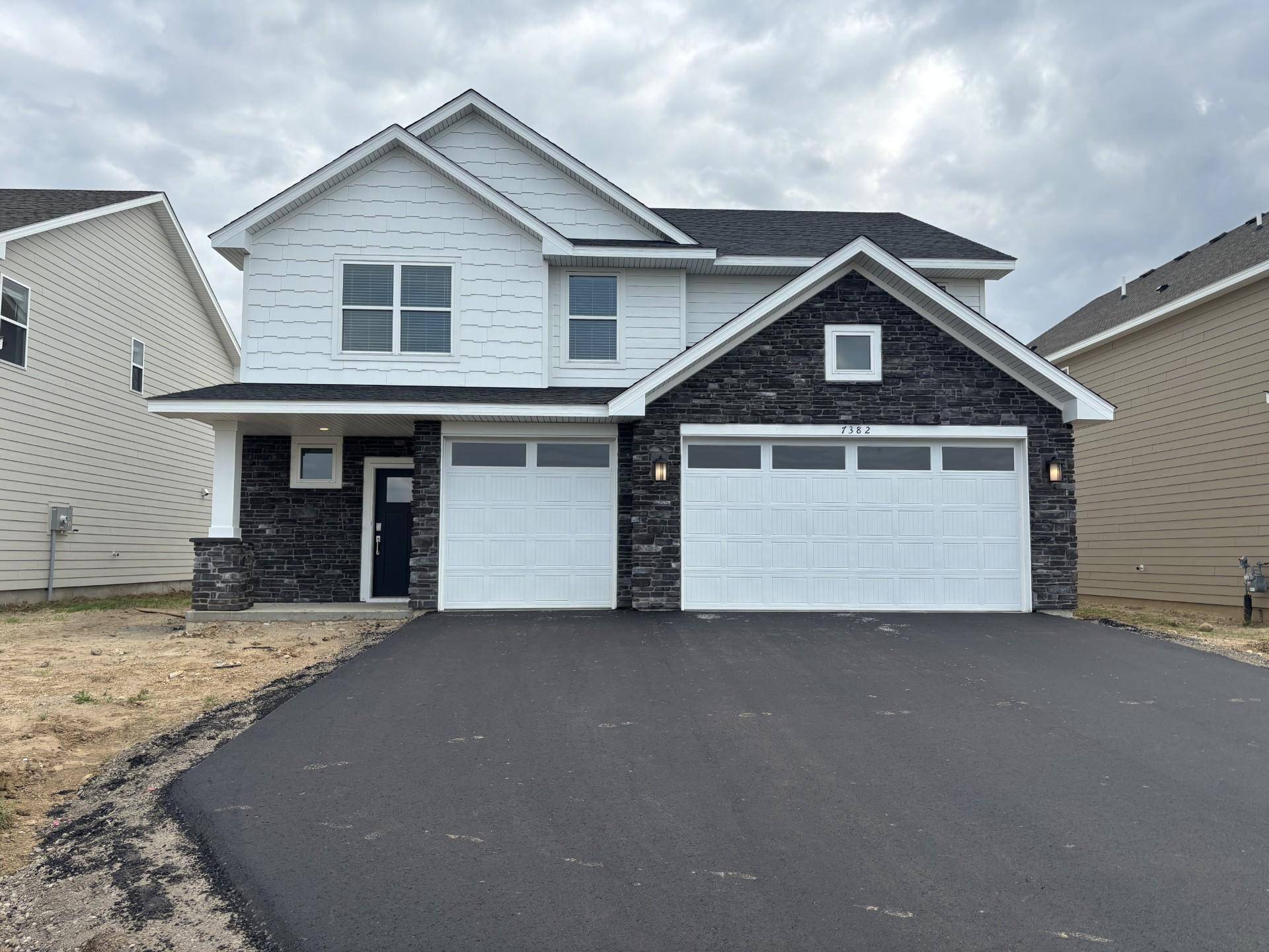 Lakeville, MN 55068,7382 184th ST W