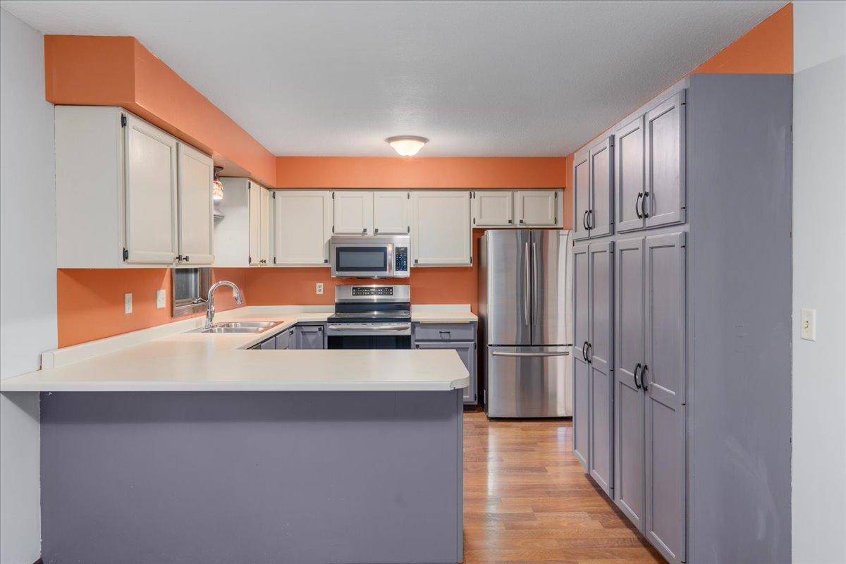 Hudson, WI 54016,106 1/2 North ST