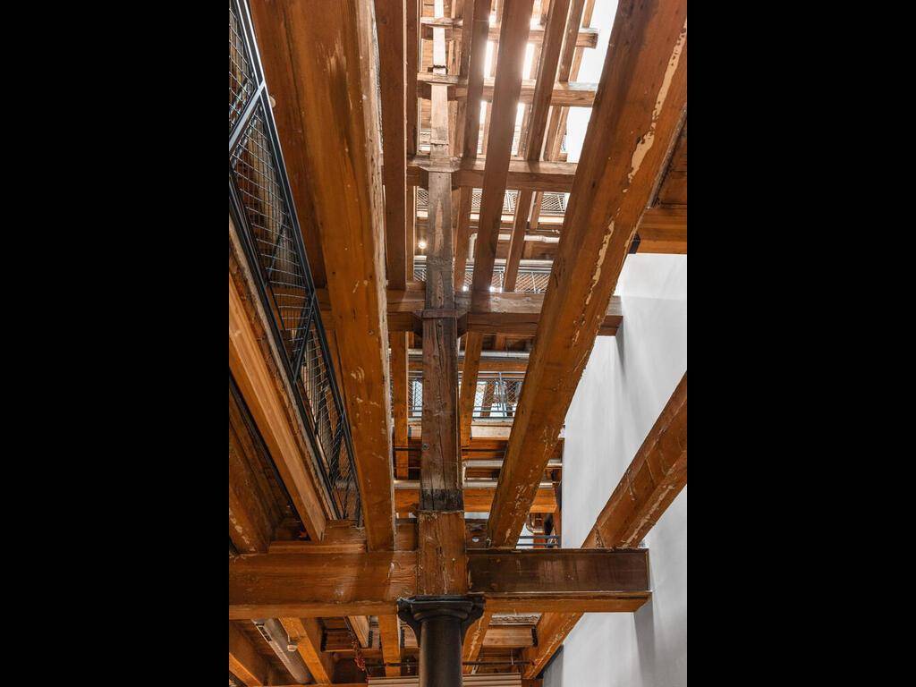 Saint Paul, MN 55101,406 Wacouta ST #216