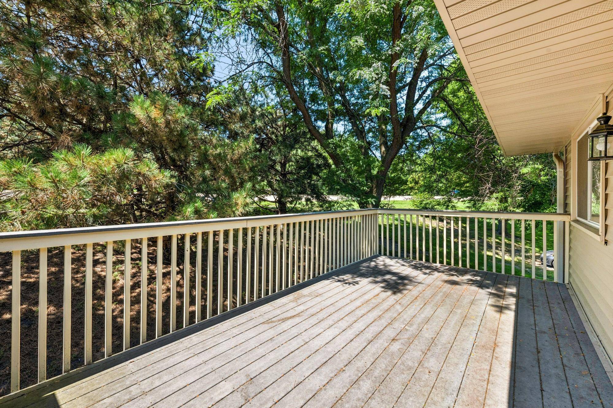 Chanhassen, MN 55317,7297 Pontiac CIR