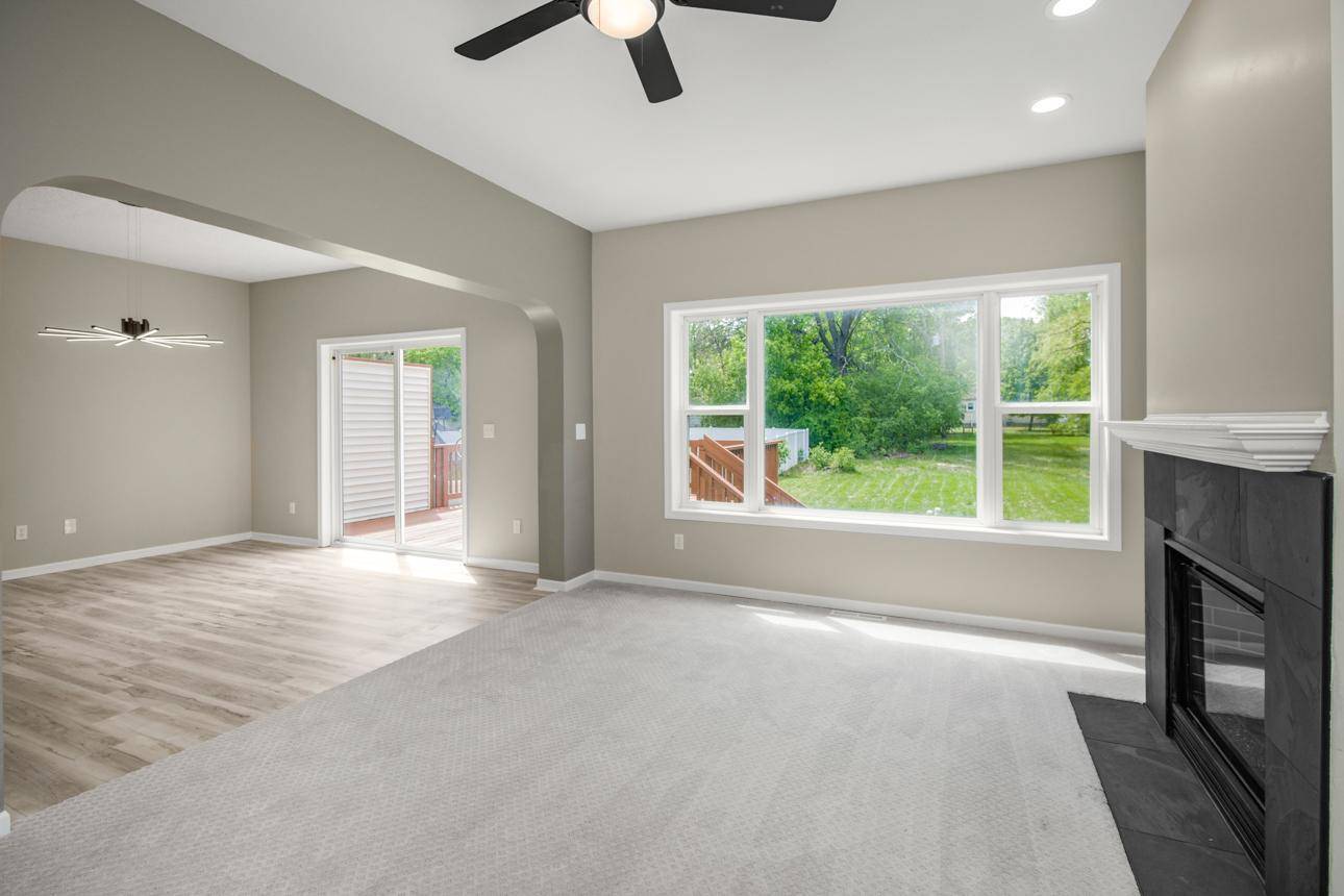Mounds View, MN 55112,7658 Silver Lake RD