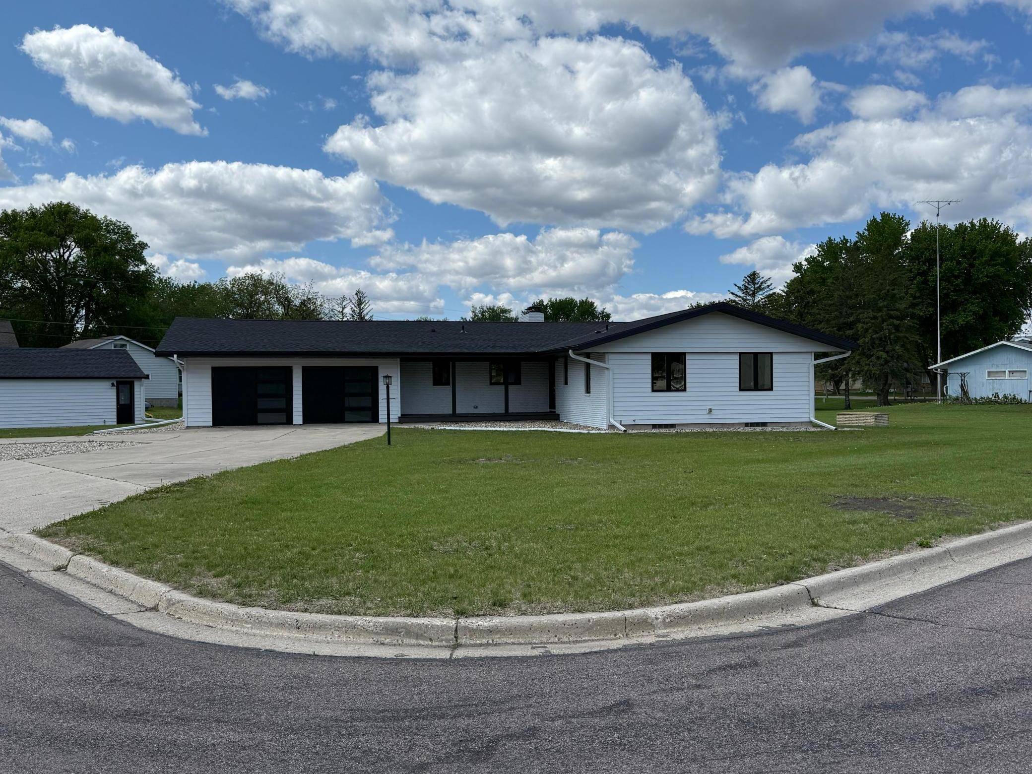 Buffalo Lake, MN 55314,111 W Drache AVE