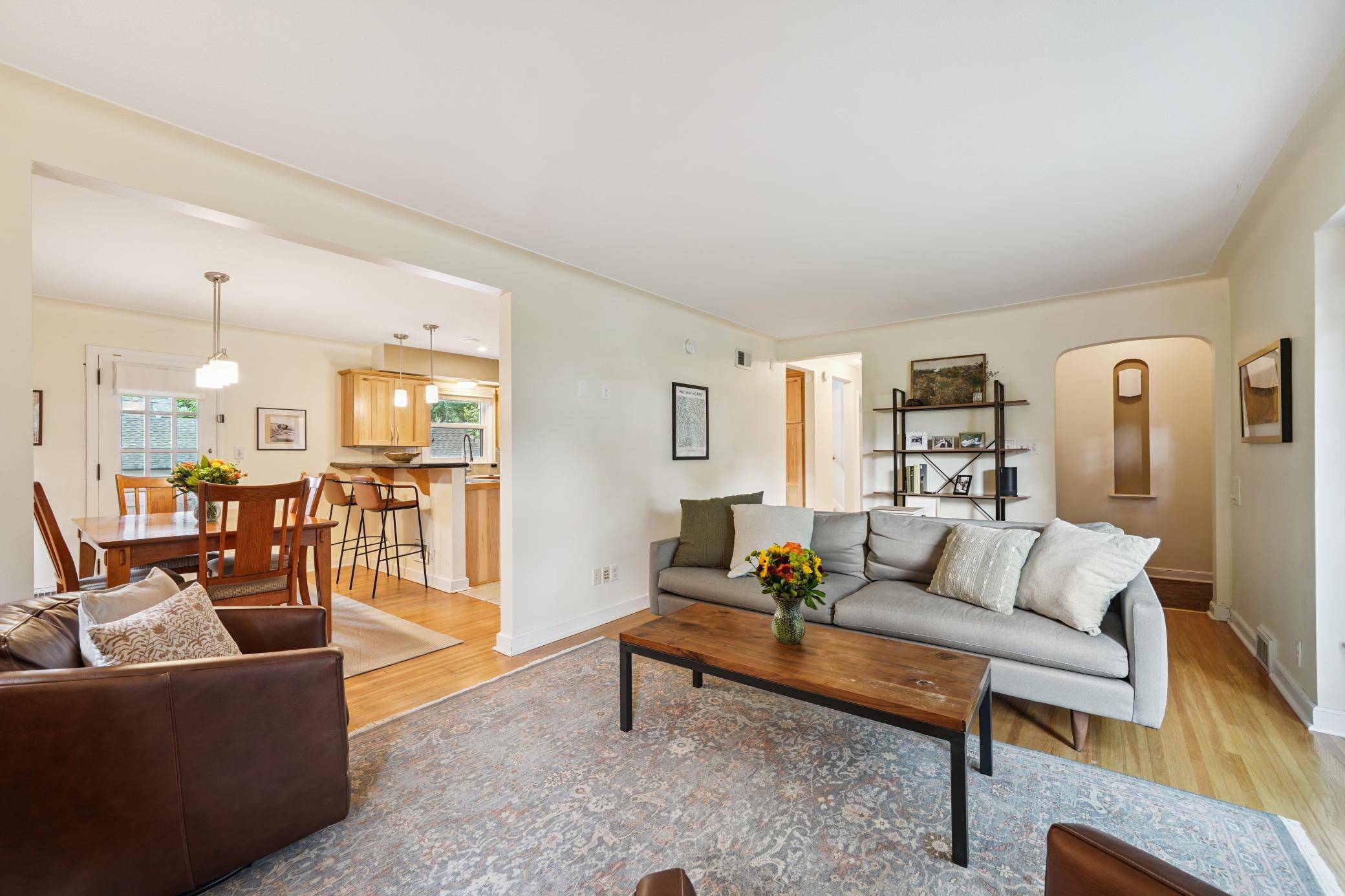 Minneapolis, MN 55417,5912 Park AVE