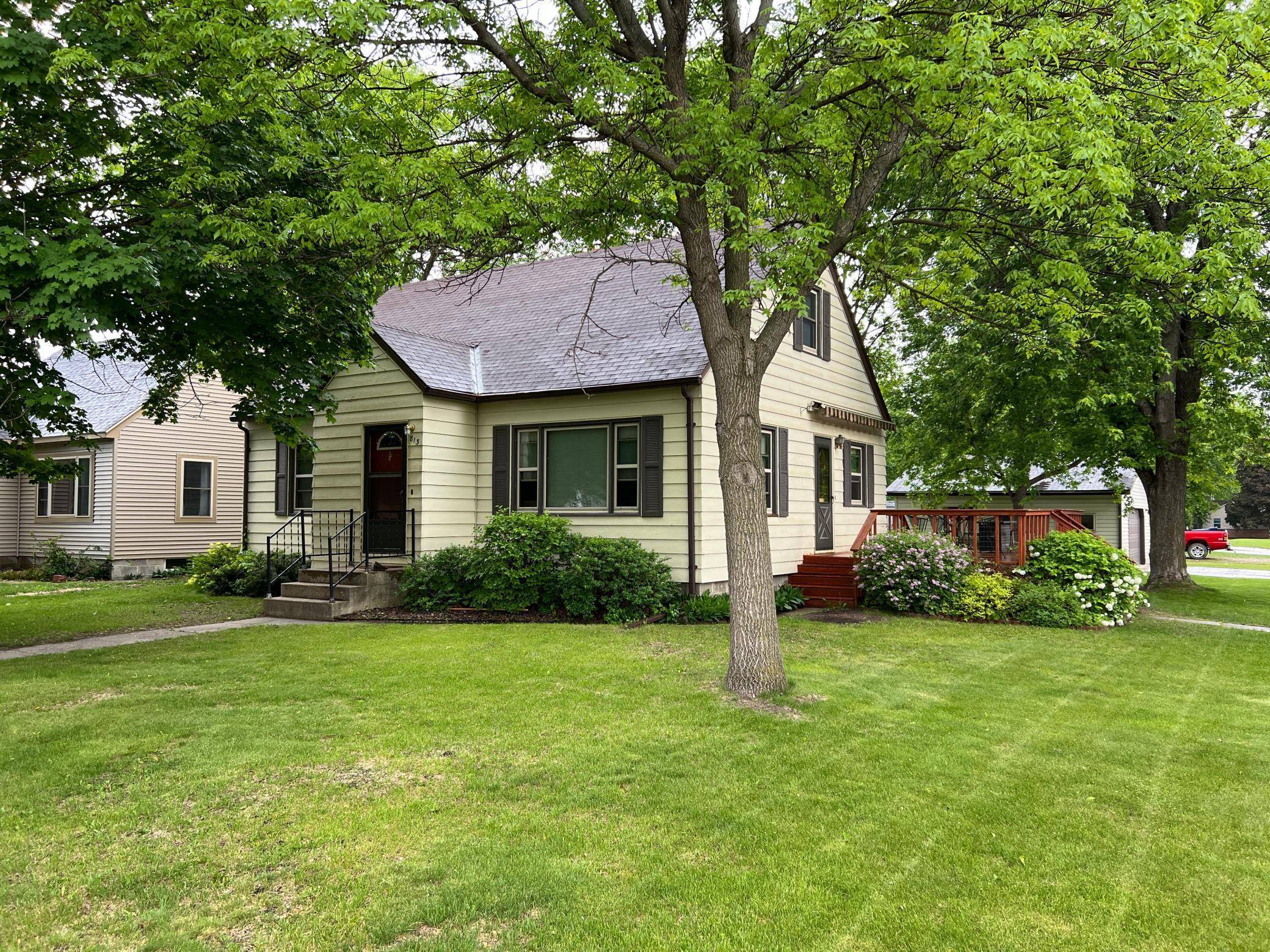 Benson, MN 56215,813 11th ST N