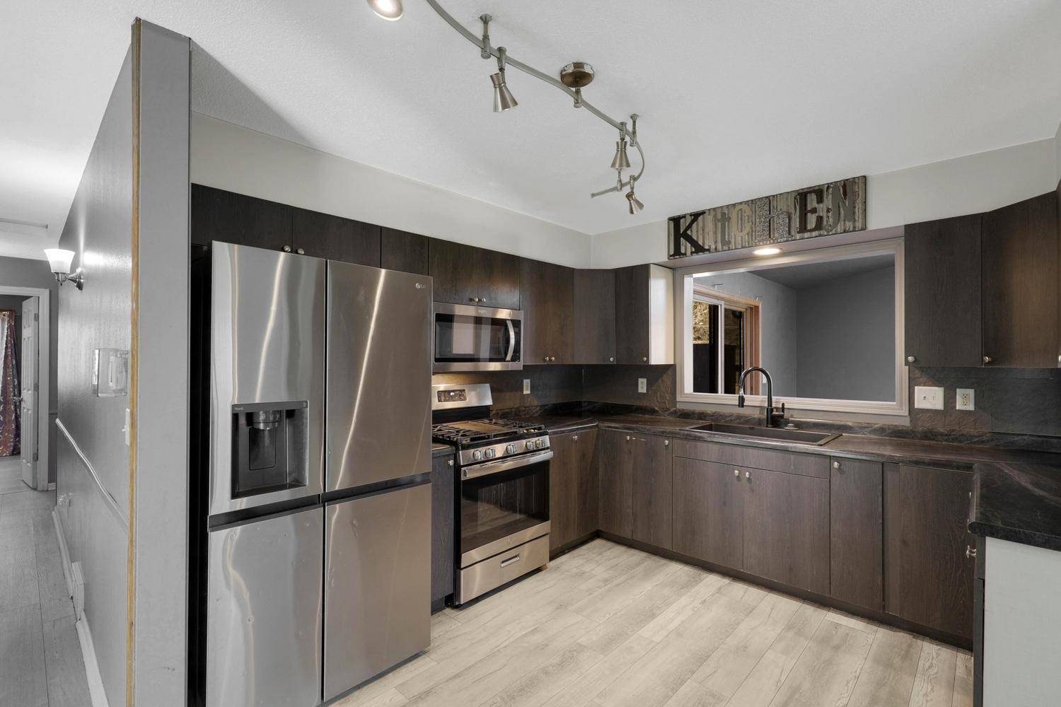 Saint Cloud, MN 56301,6 Clover CT