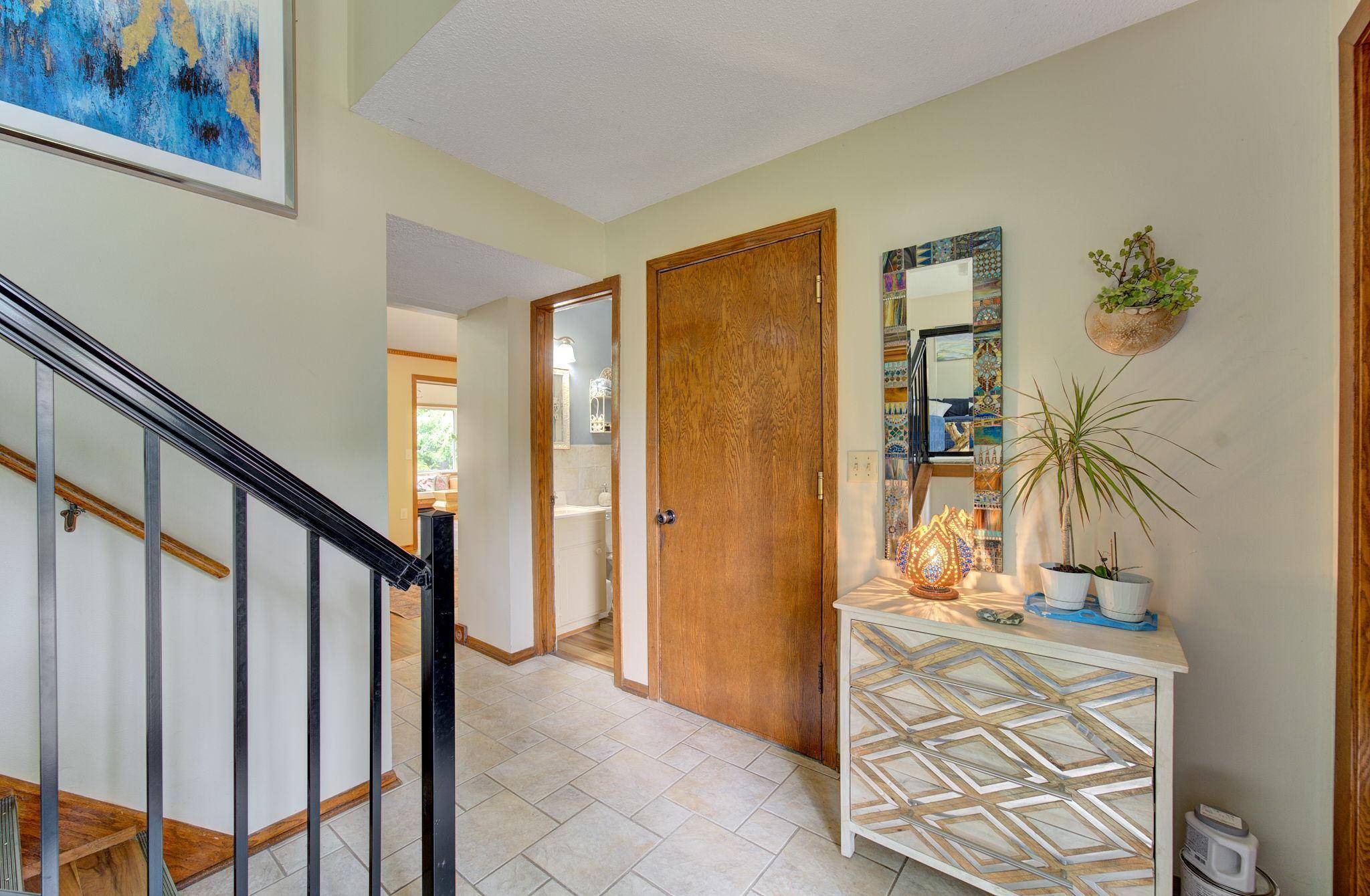 Rochester, MN 55901,3021 Crescent LN NW