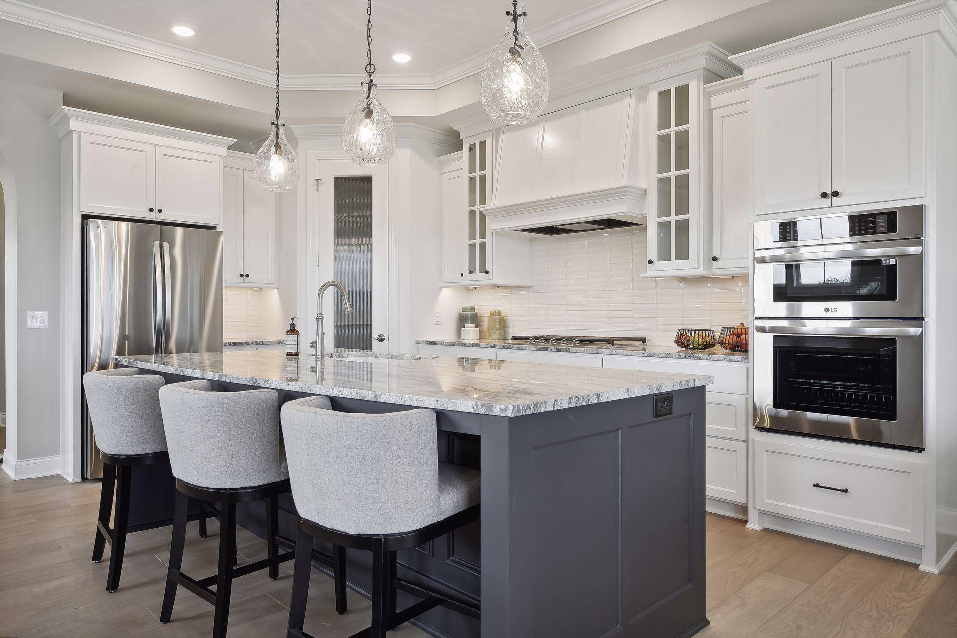 Chanhassen, MN 55317,9075 Mills LN
