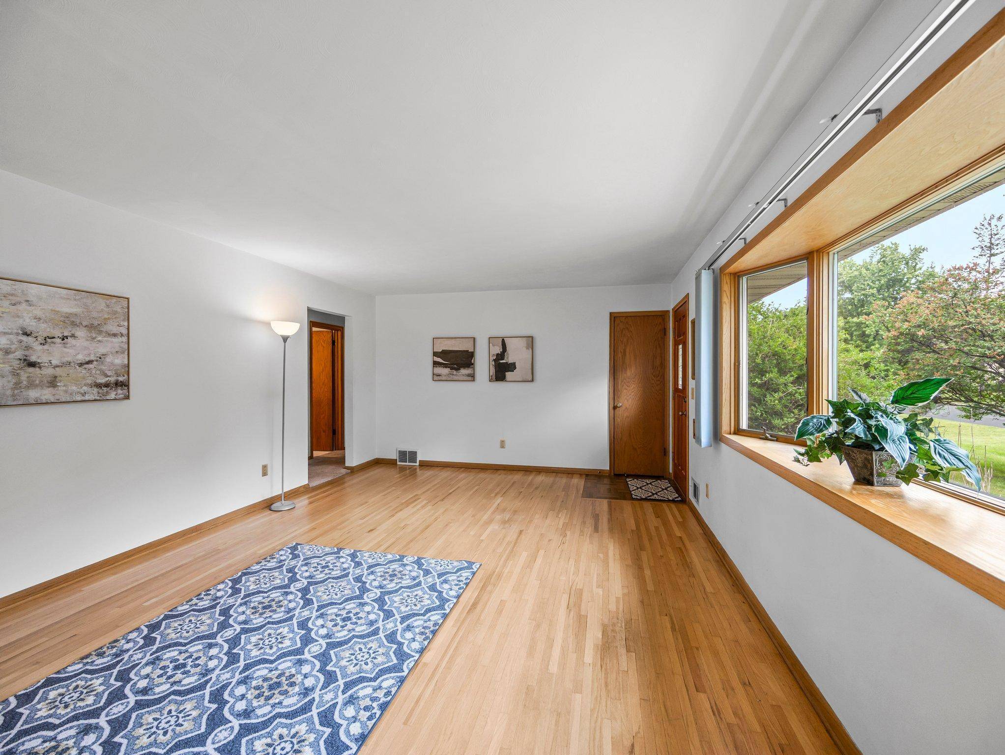 Brooklyn Center, MN 55430,5807 Aldrich AVE N