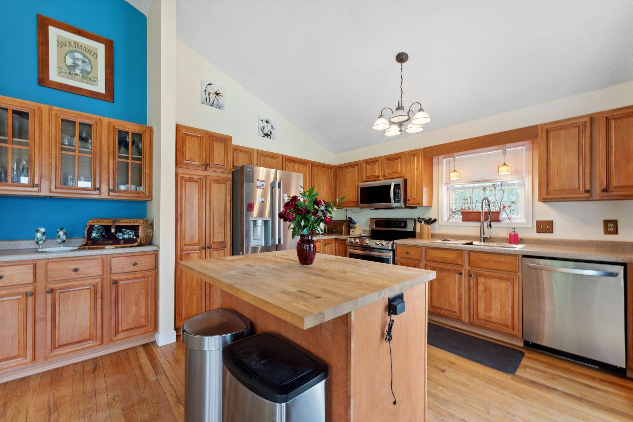 Lakeville, MN 55068,7364 170th ST