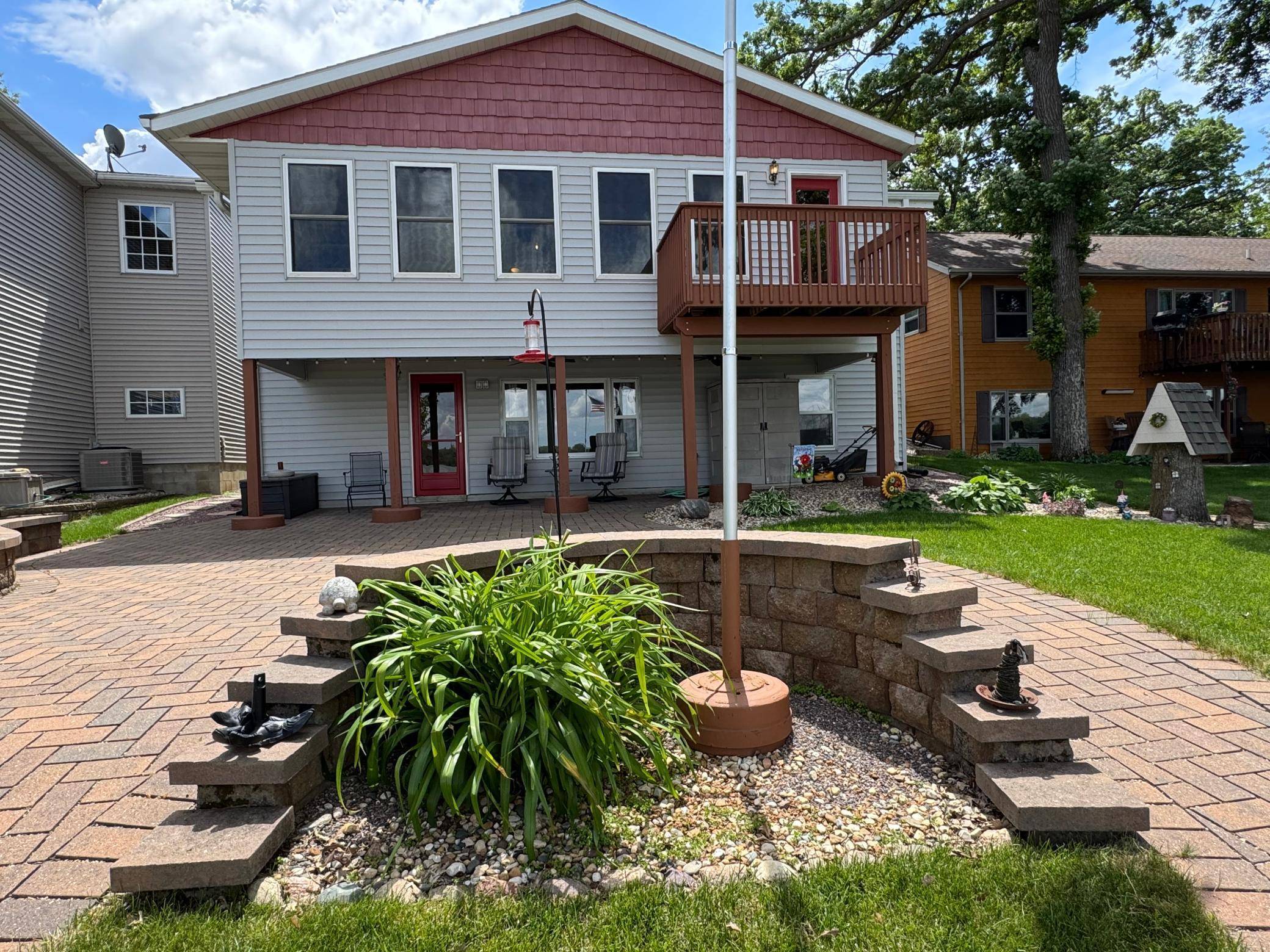 Fairmont, MN 56031,1370 Oak Beach DR