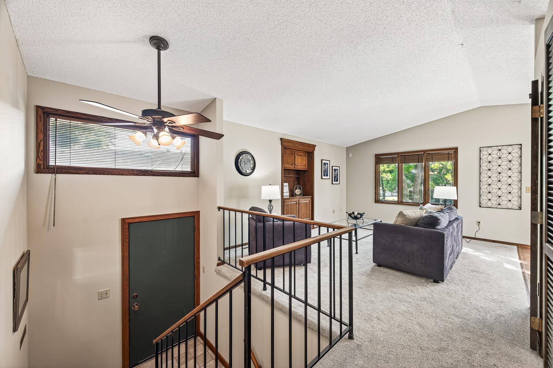Inver Grove Heights, MN 55076,7618 Borman WAY