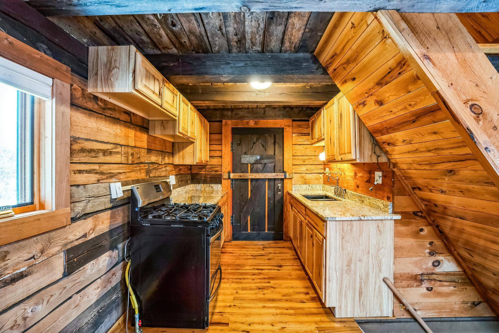 Minong, WI 54859,N13964 Highway 53