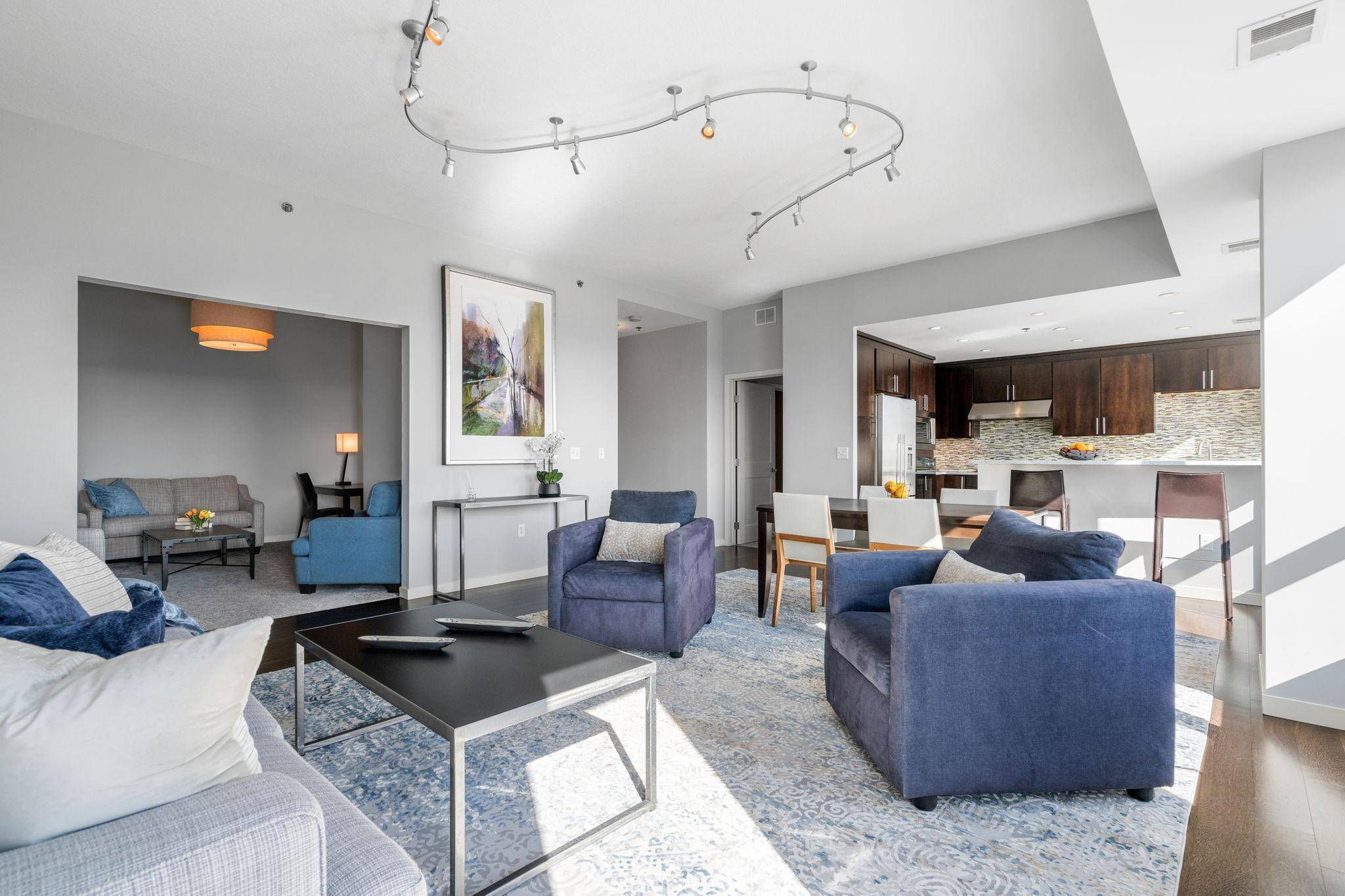 Minneapolis, MN 55404,929 Portland AVE S #2605