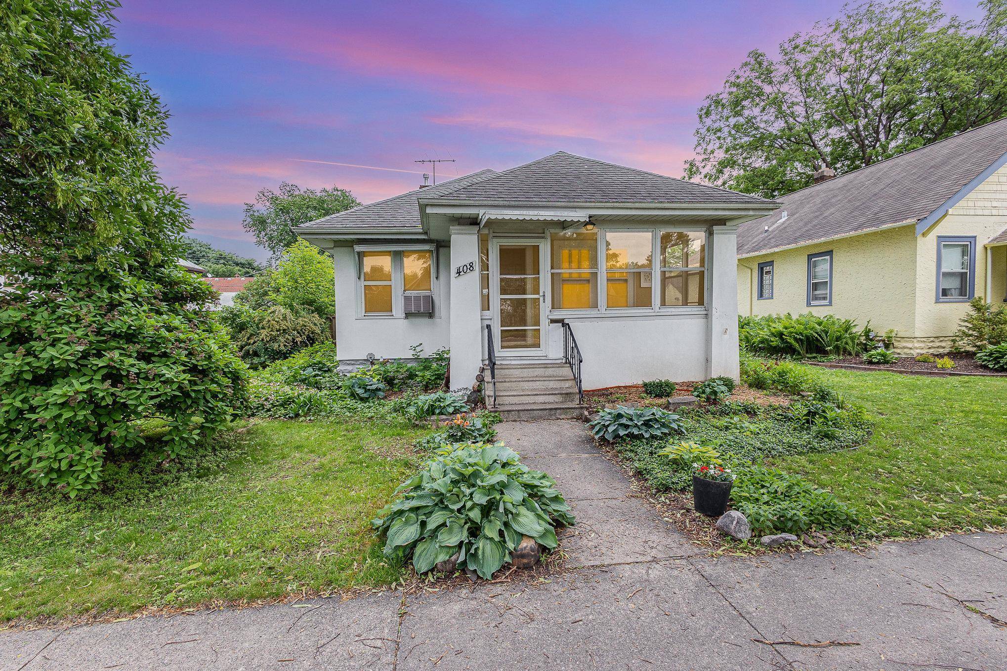 Saint Paul, MN 55105,408 Brimhall ST