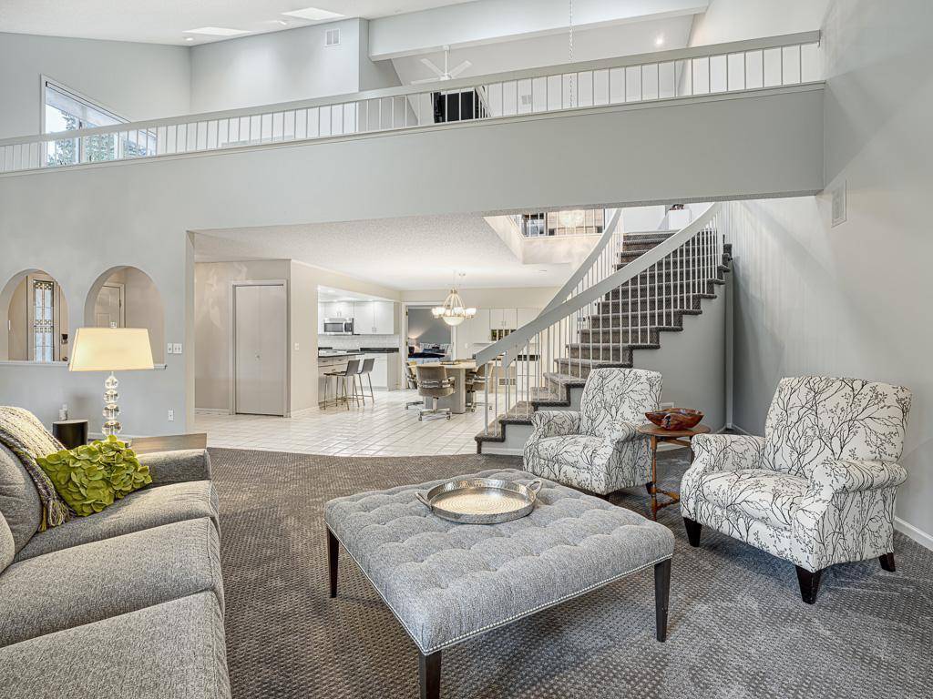 Mendota Heights, MN 55118,1155 Kingsley CT S