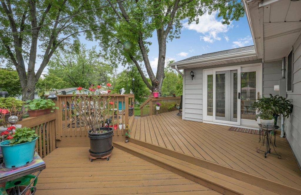 Brooklyn Center, MN 55430,2912 63rd AVE N