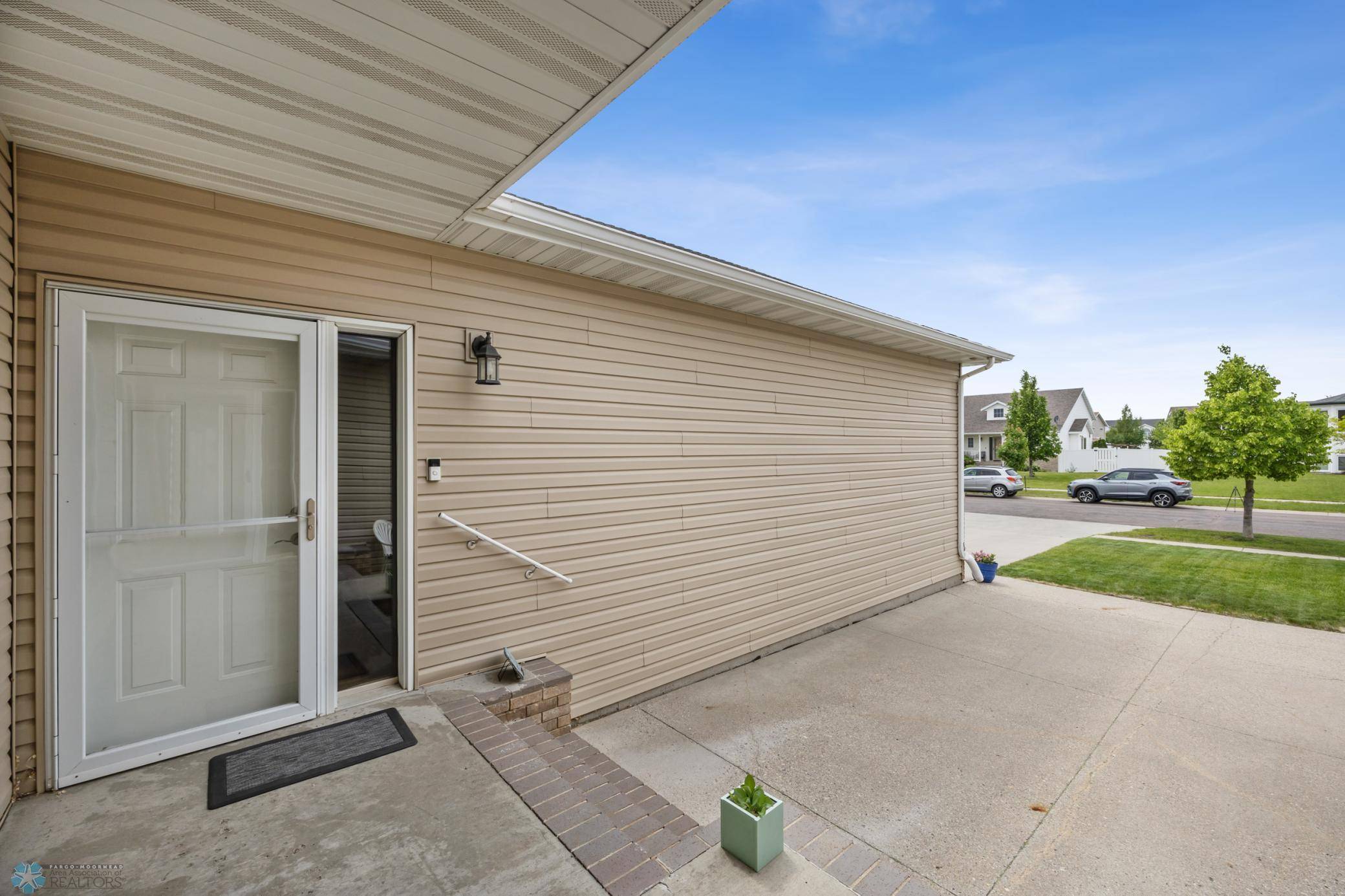 Fargo, ND 58104,4388 52nd ST S
