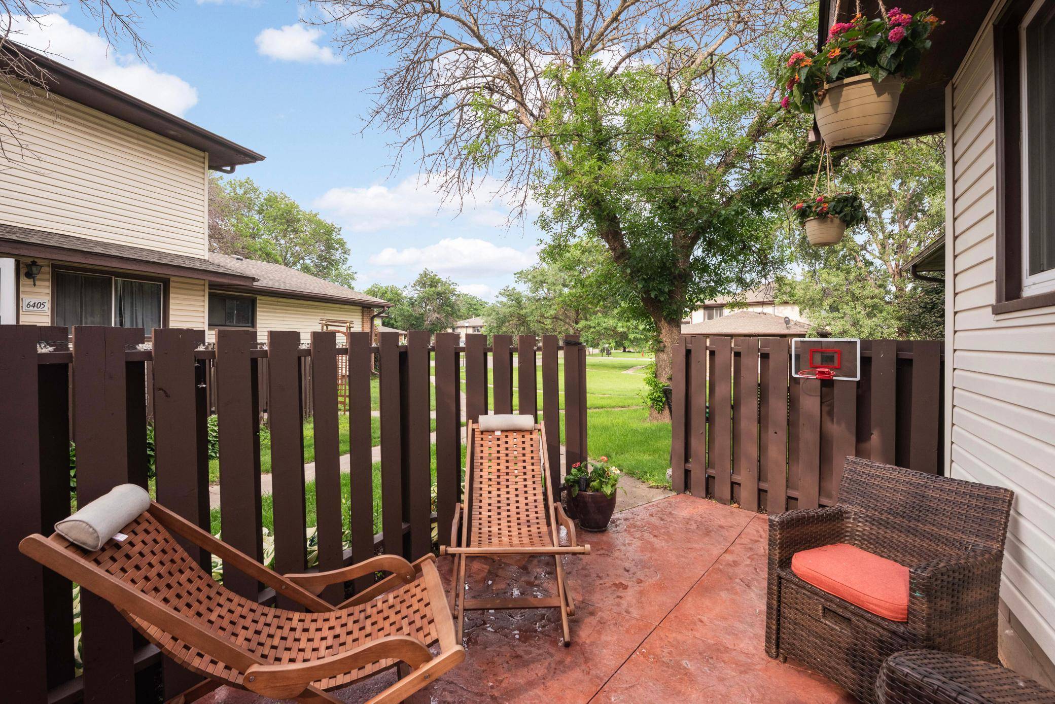 Brooklyn Park, MN 55445,6415 84th CT N