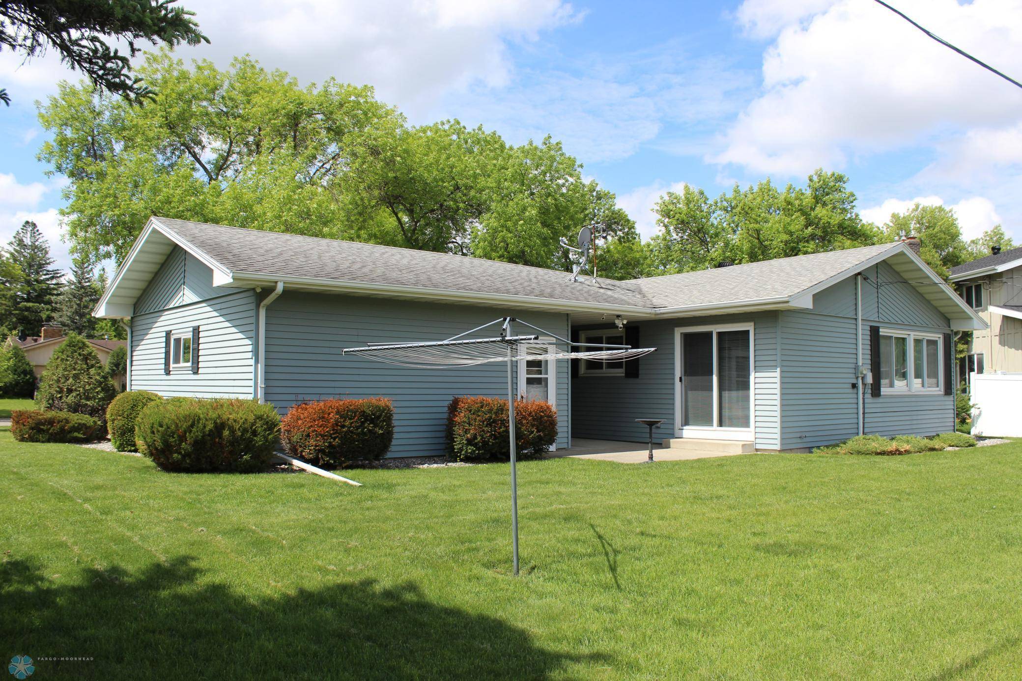 Moorhead, MN 56560,406 Horn AVE