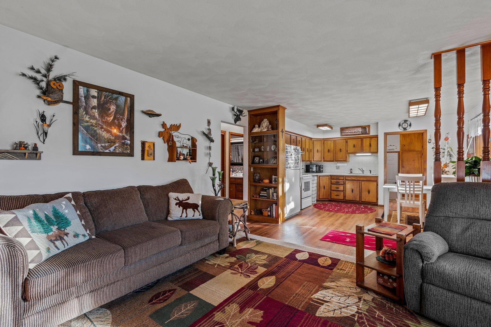 Geneva, MN 56035,208 1st AVE NE