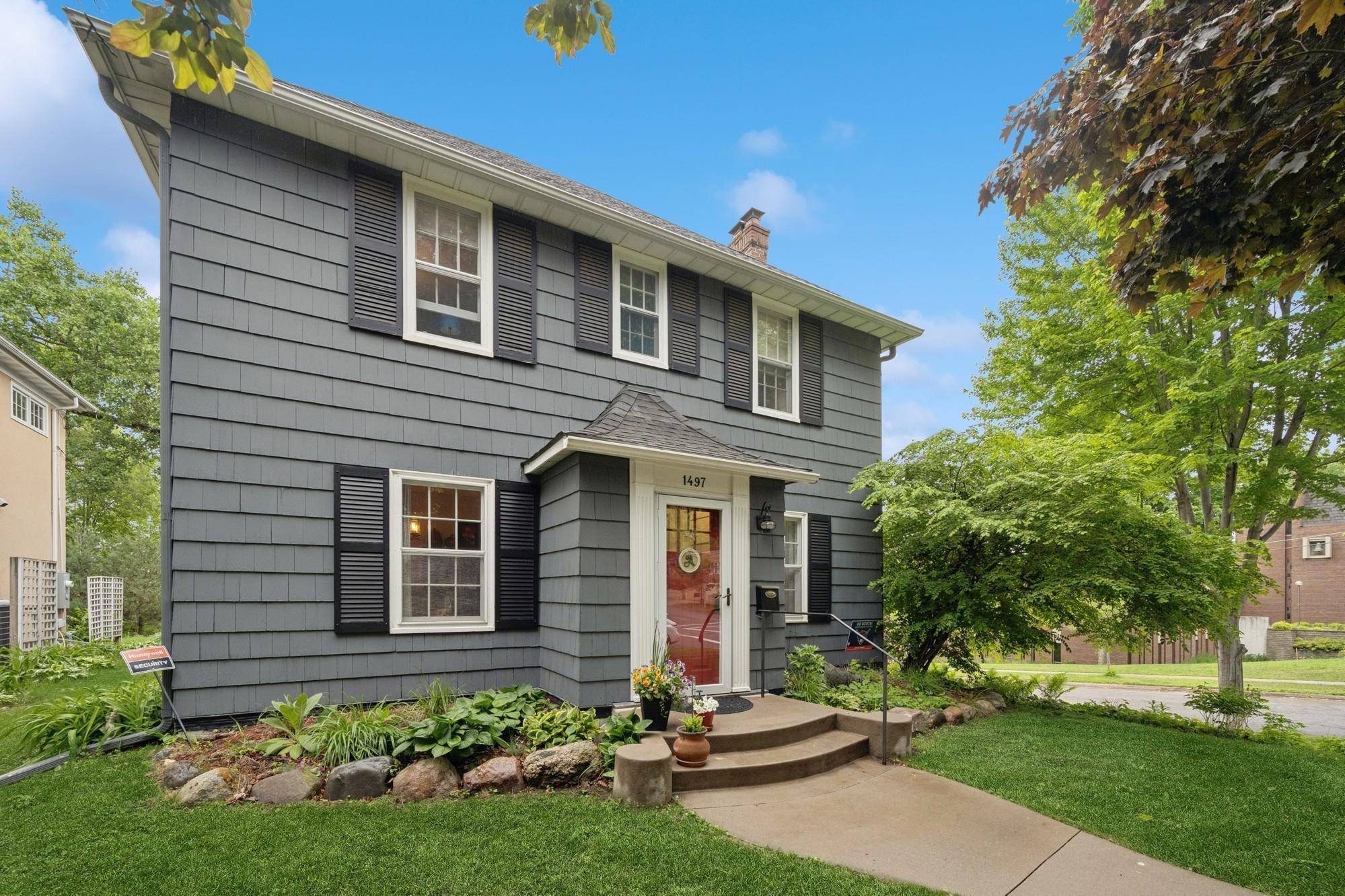 Saint Paul, MN 55108,1497 Fulham ST