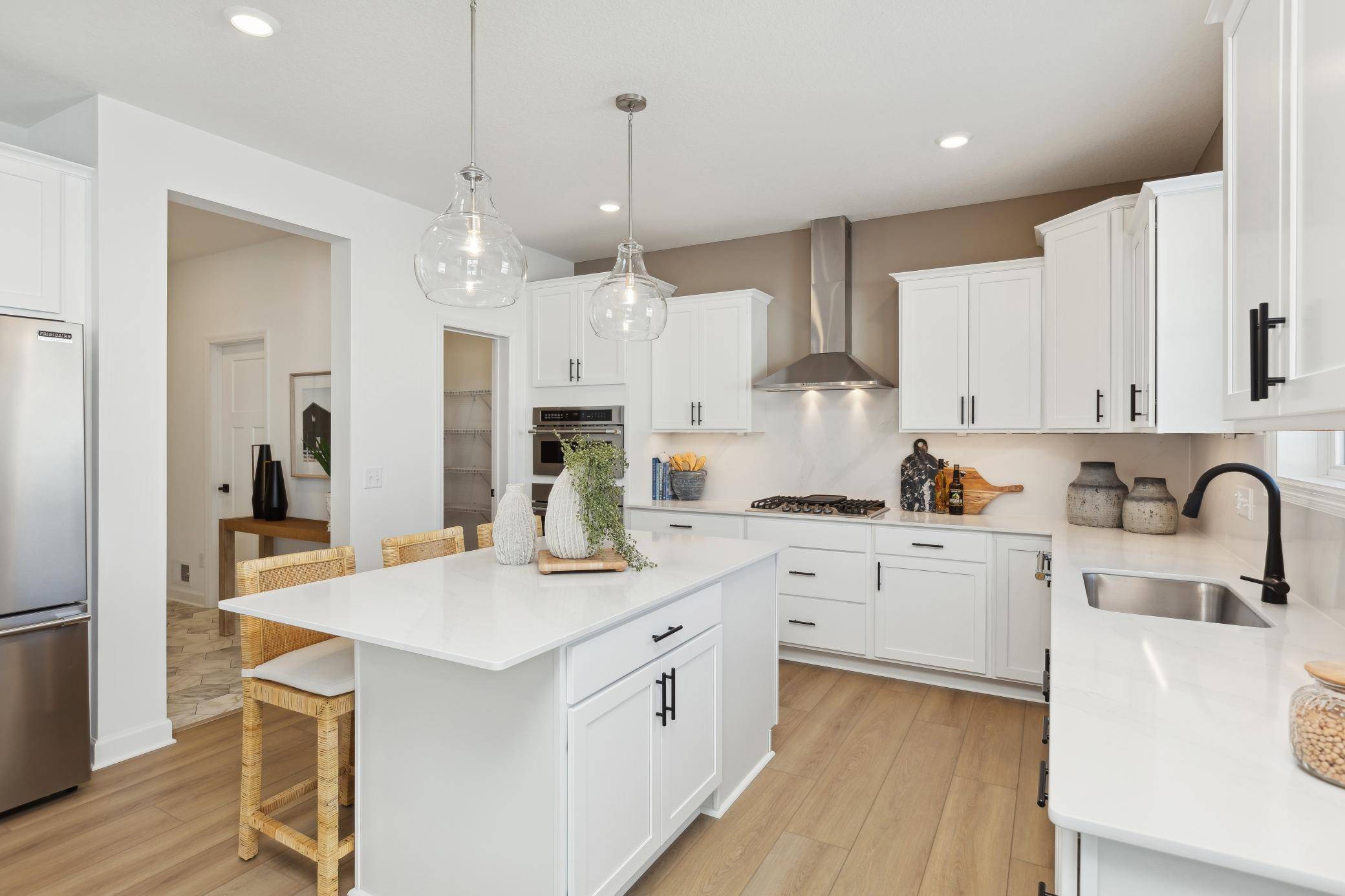 Rochester, MN 55901,850 Londonderry LN NW
