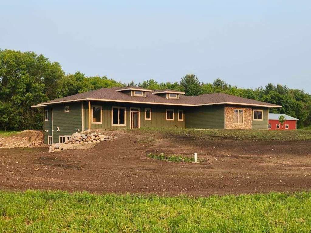 Greenfield, MN 55373,8800 86th AVE N