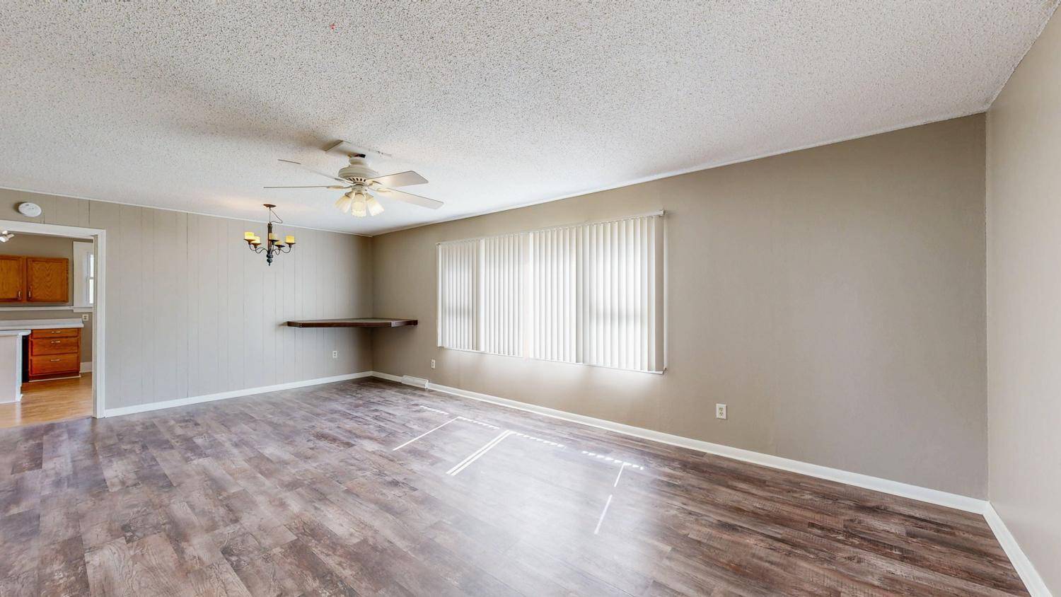 Plainview, MN 55964,115 1st AVE NE