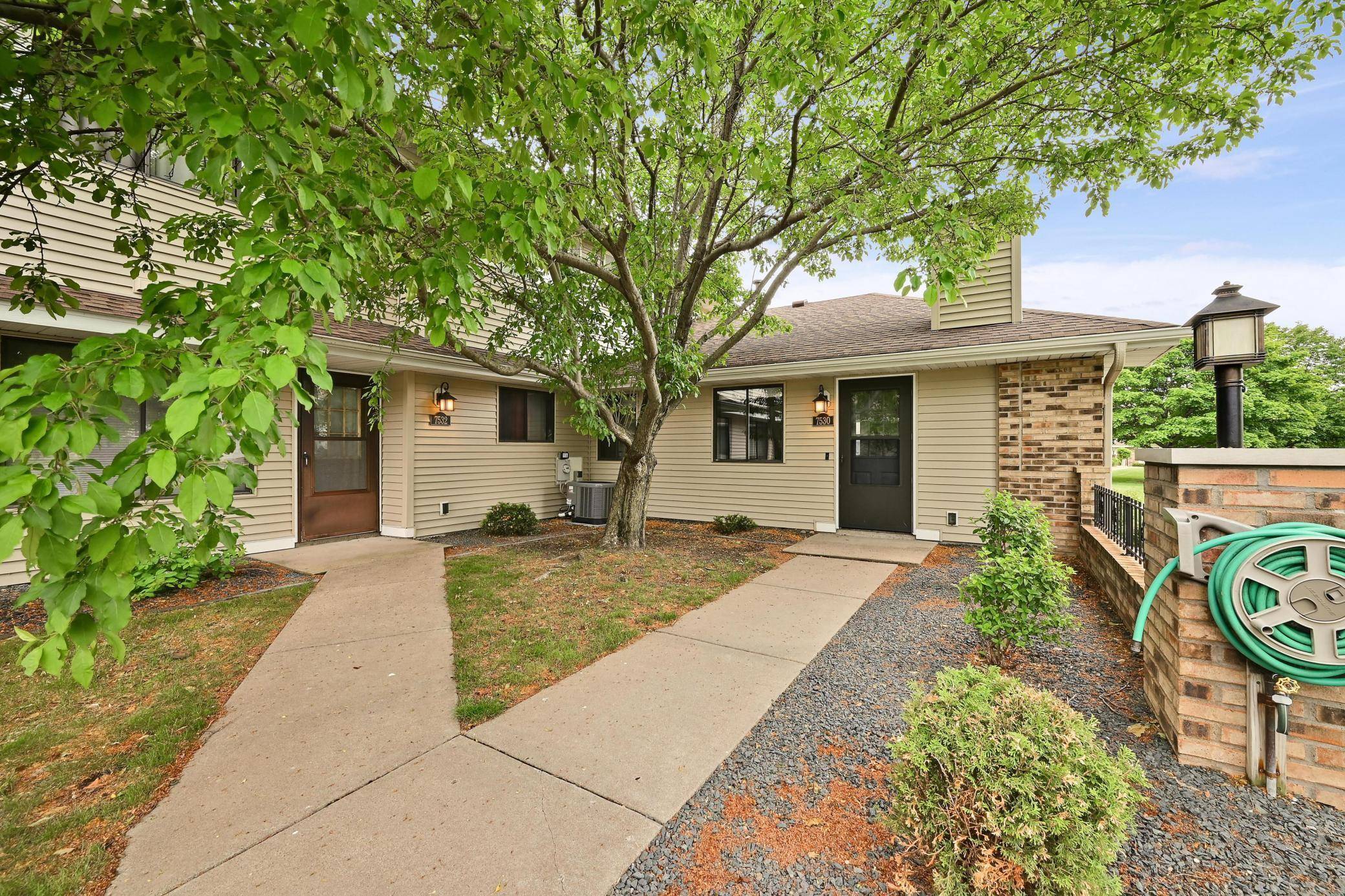 Maple Grove, MN 55311,7530 Vinewood CT