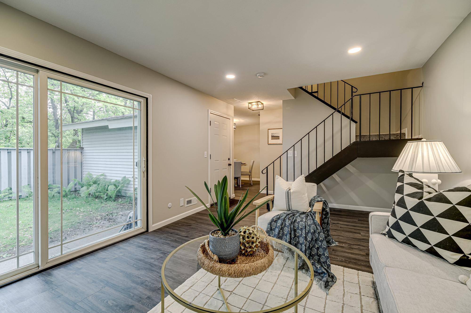 Shoreview, MN 55126,1034 Carmel CT