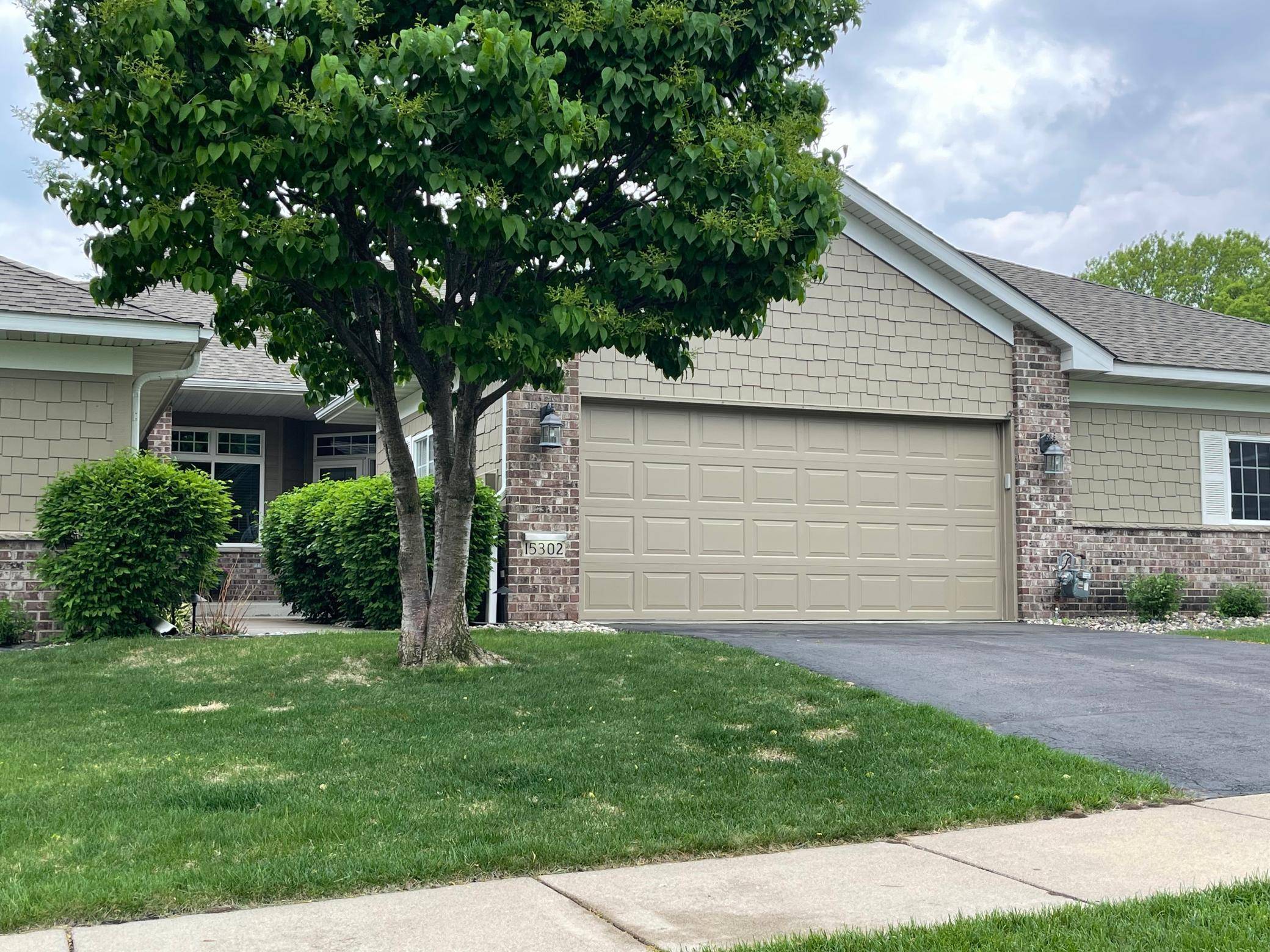 Prior Lake, MN 55372,15302 Jeffers PASS NW