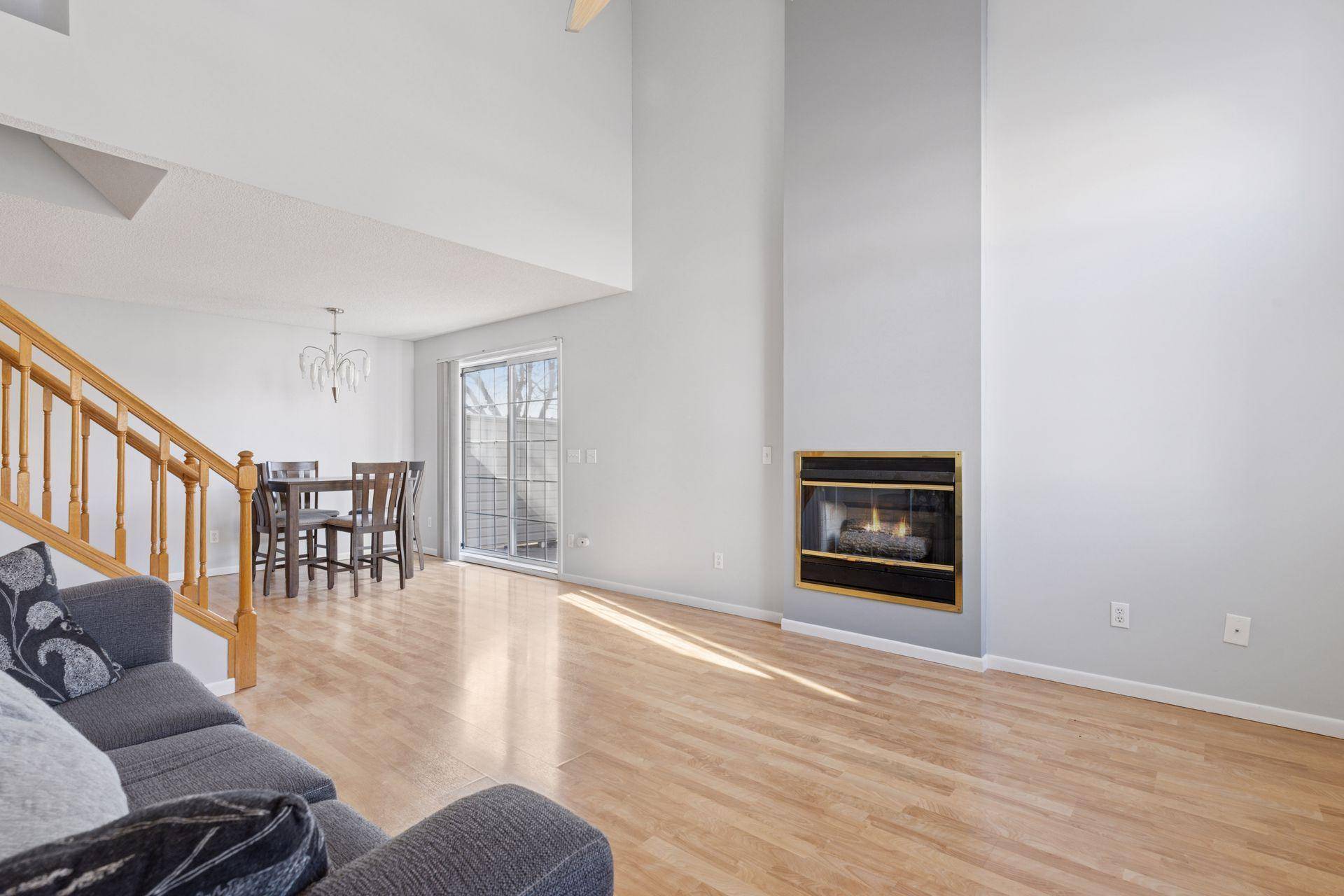 Plymouth, MN 55446,5995 Wedgewood LN N #84