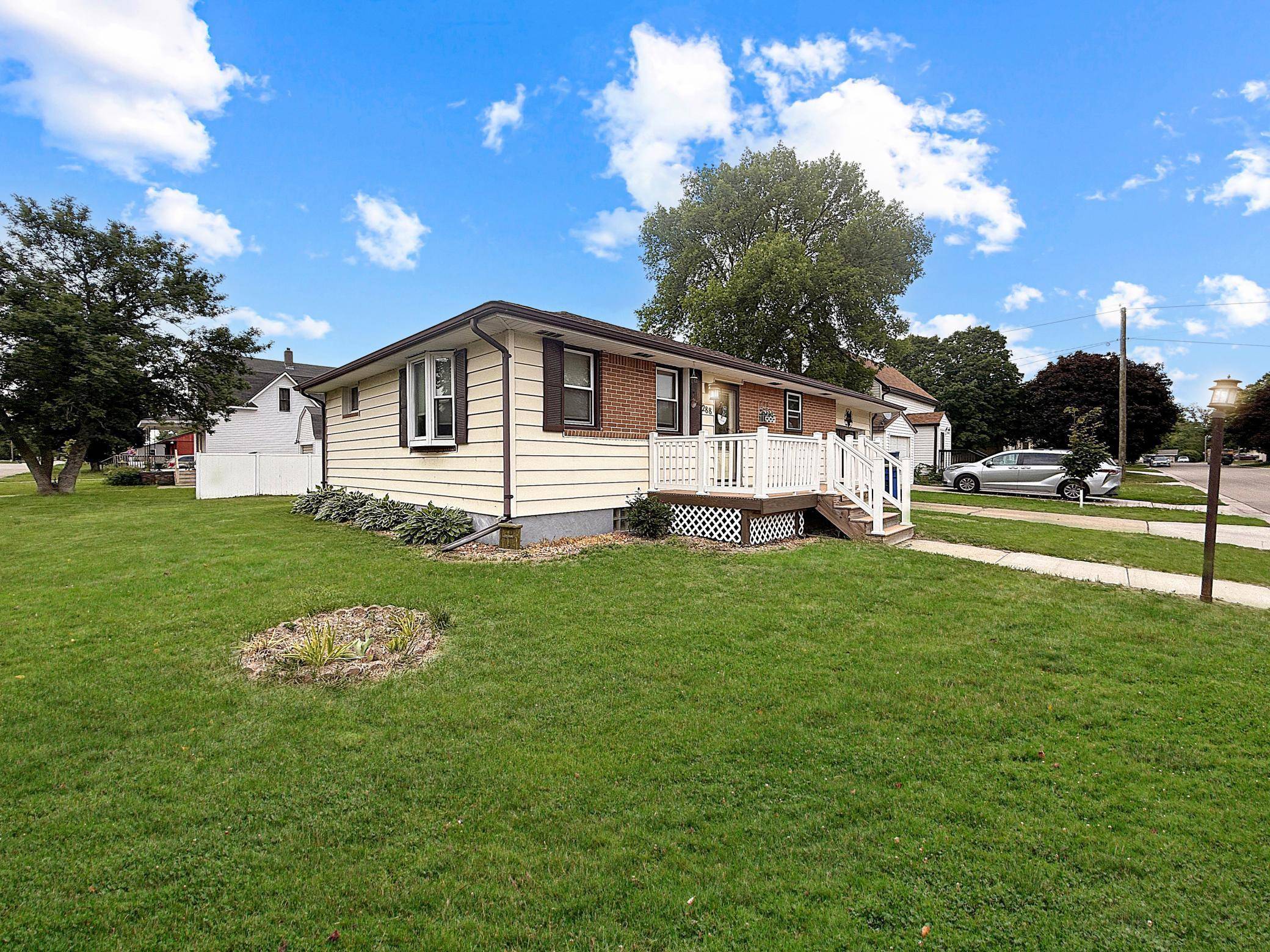 Dawson, MN 56232,288 Locust ST