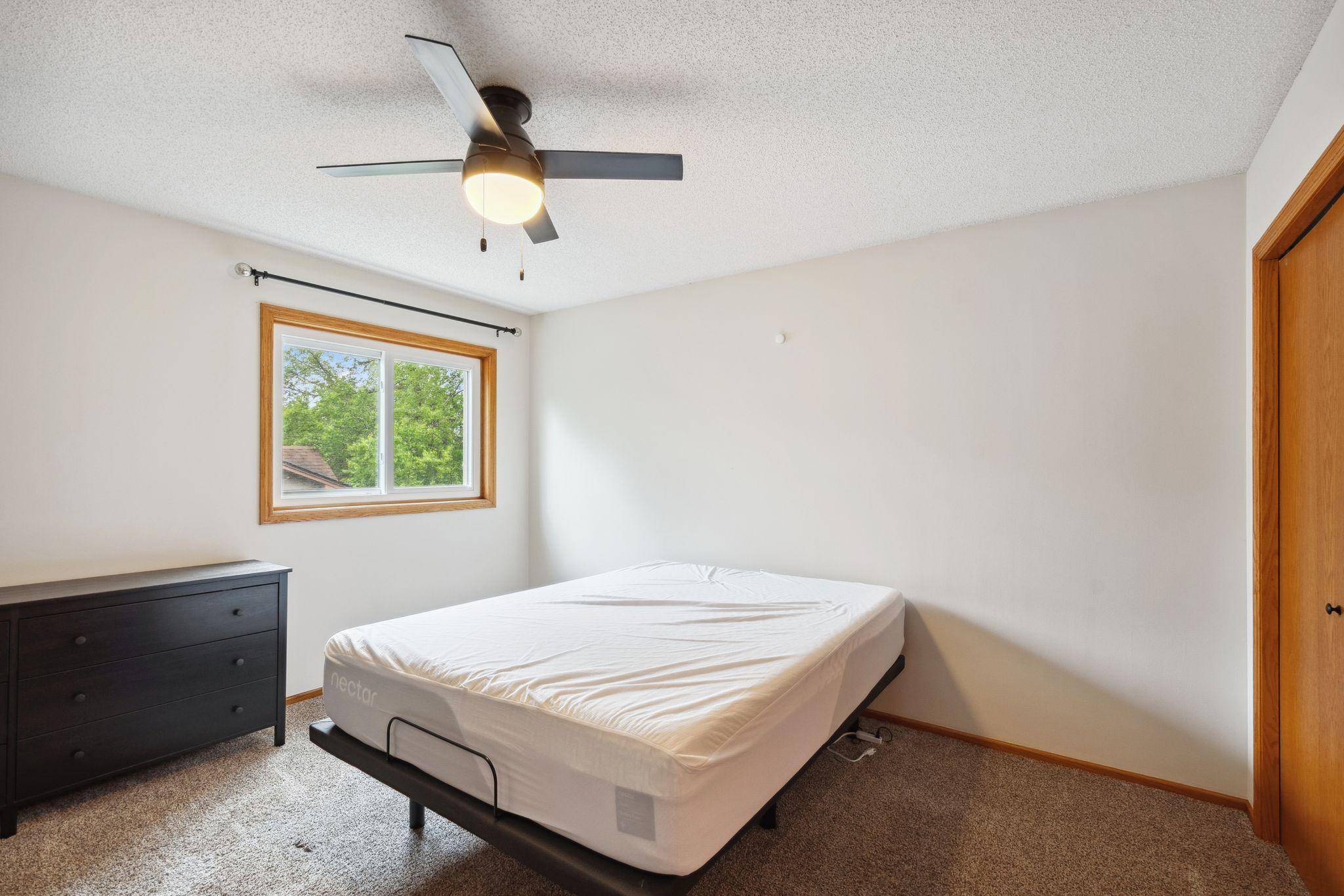 Coon Rapids, MN 55433,11813 Kerry ST NW