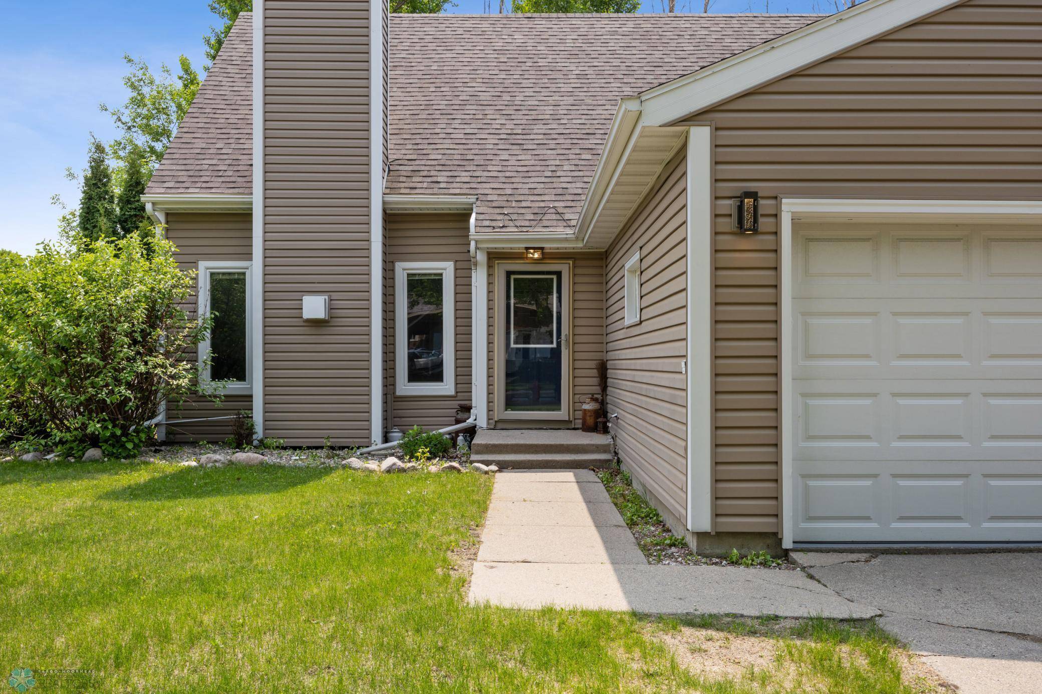 Fargo, ND 58103,1813 Prairie LN S